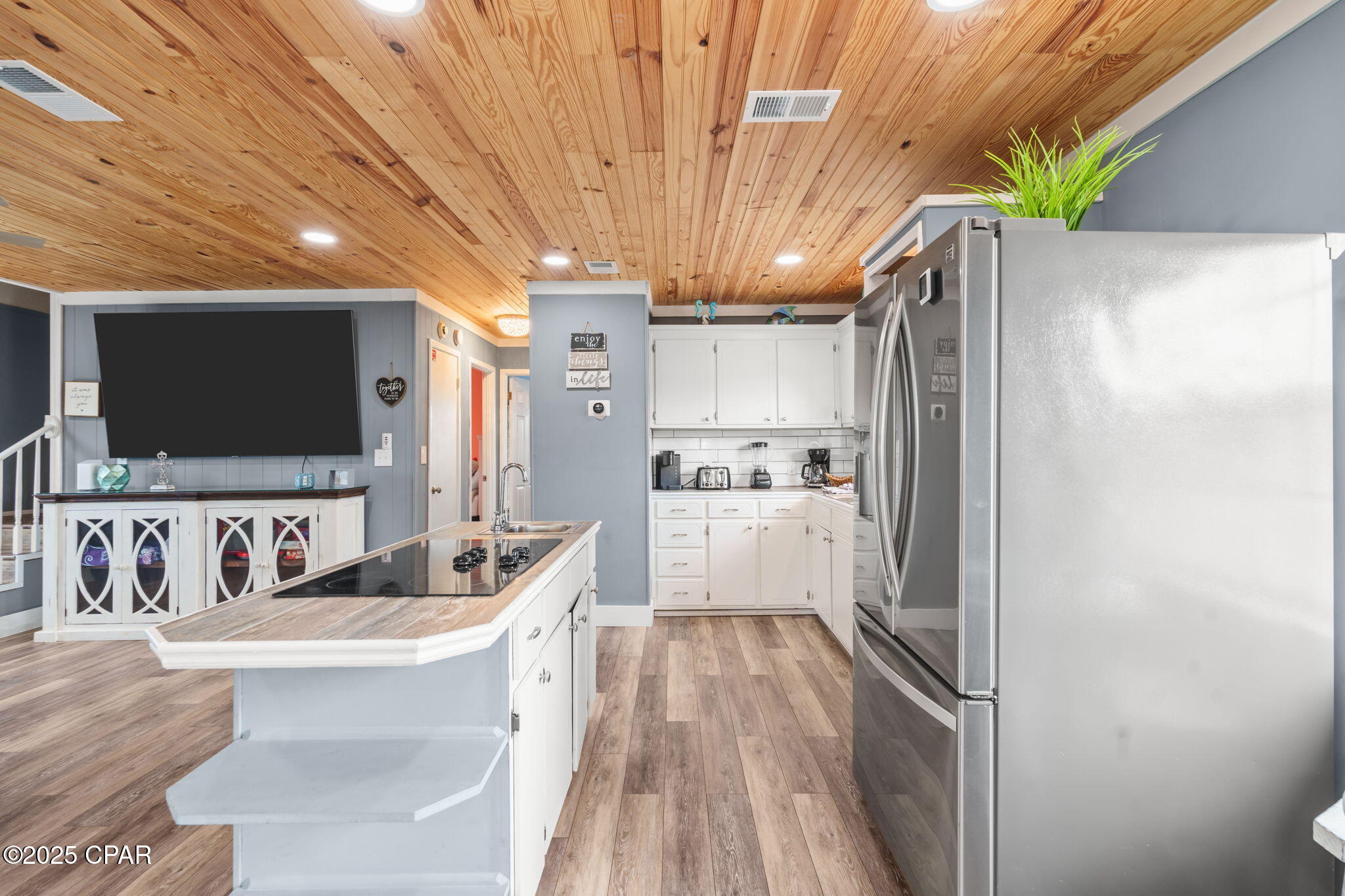 Image 8 For 3914 Ural Street