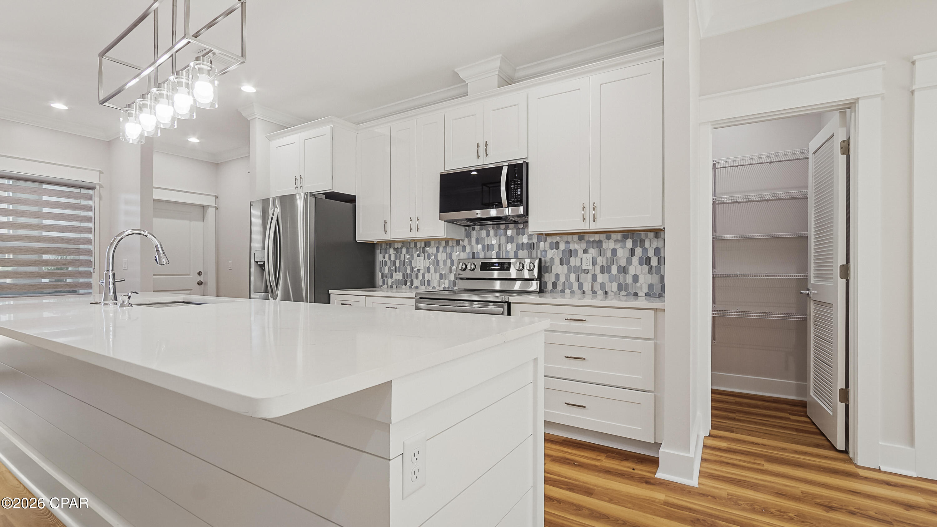 Image 19 For 1719 Country Club Drive