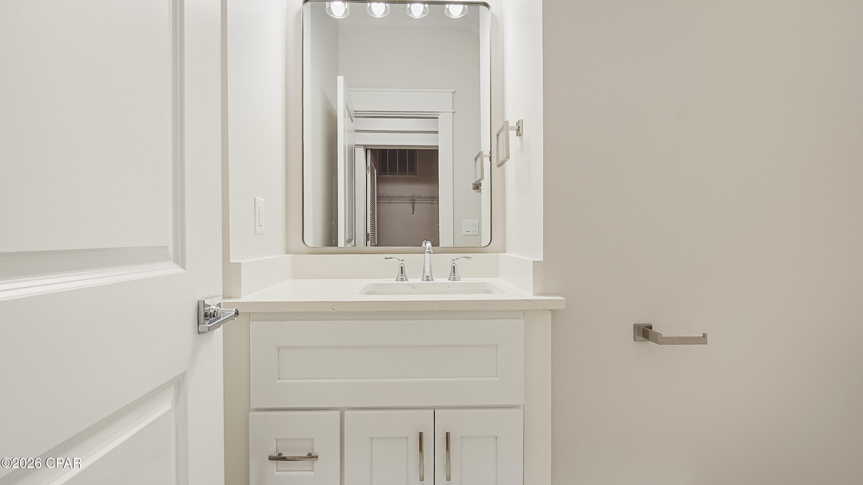 1719 Country Club Drive