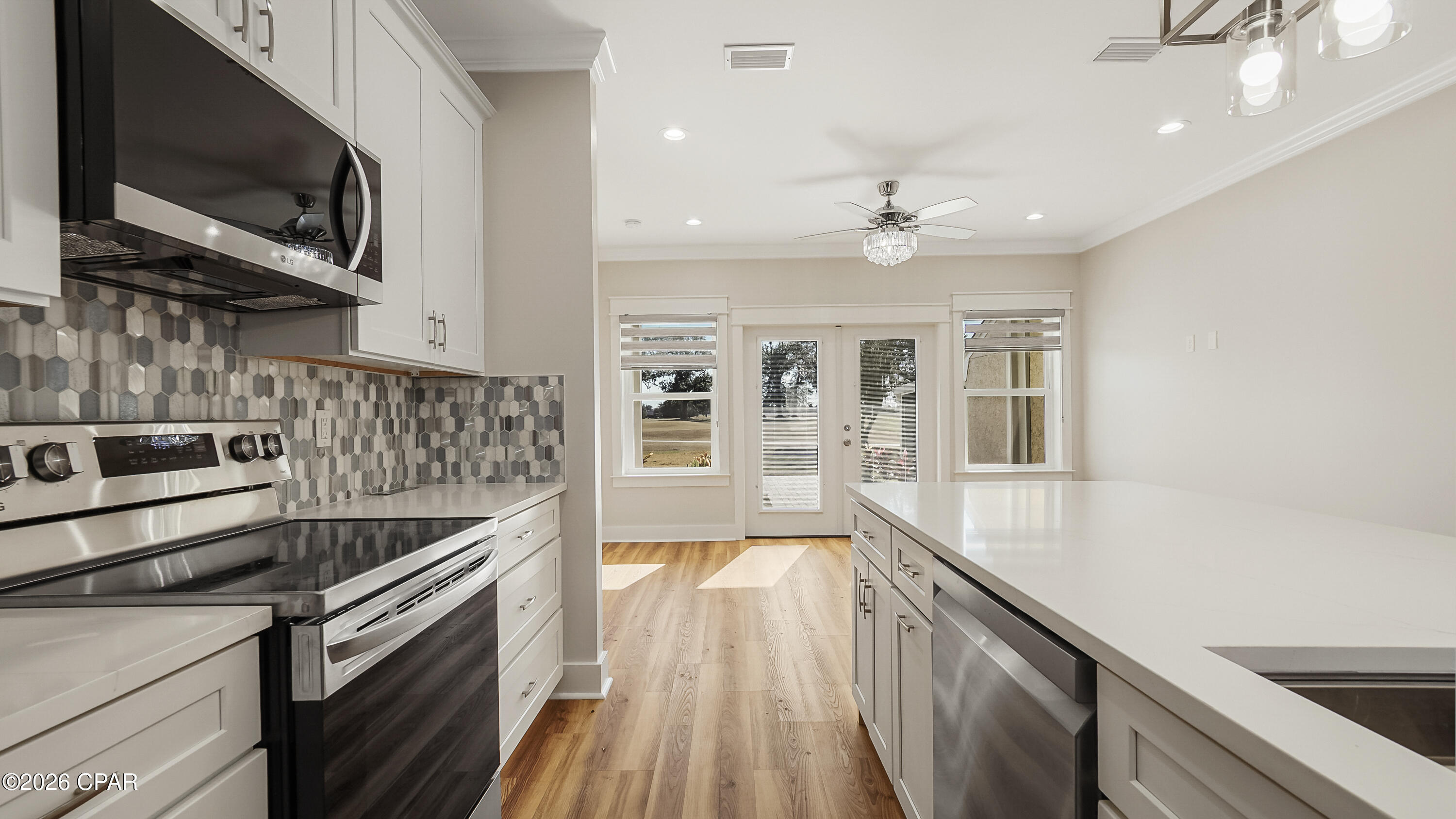 Image 5 For 1719 Country Club Drive