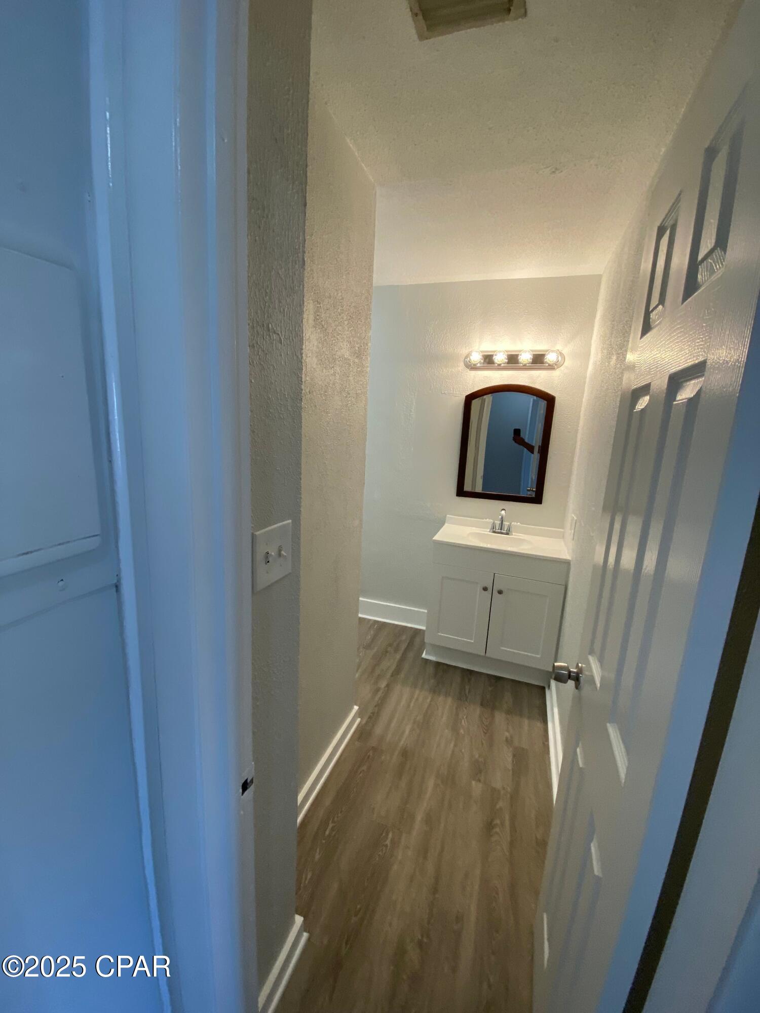 Image 12 For 214 San Vincente Street A