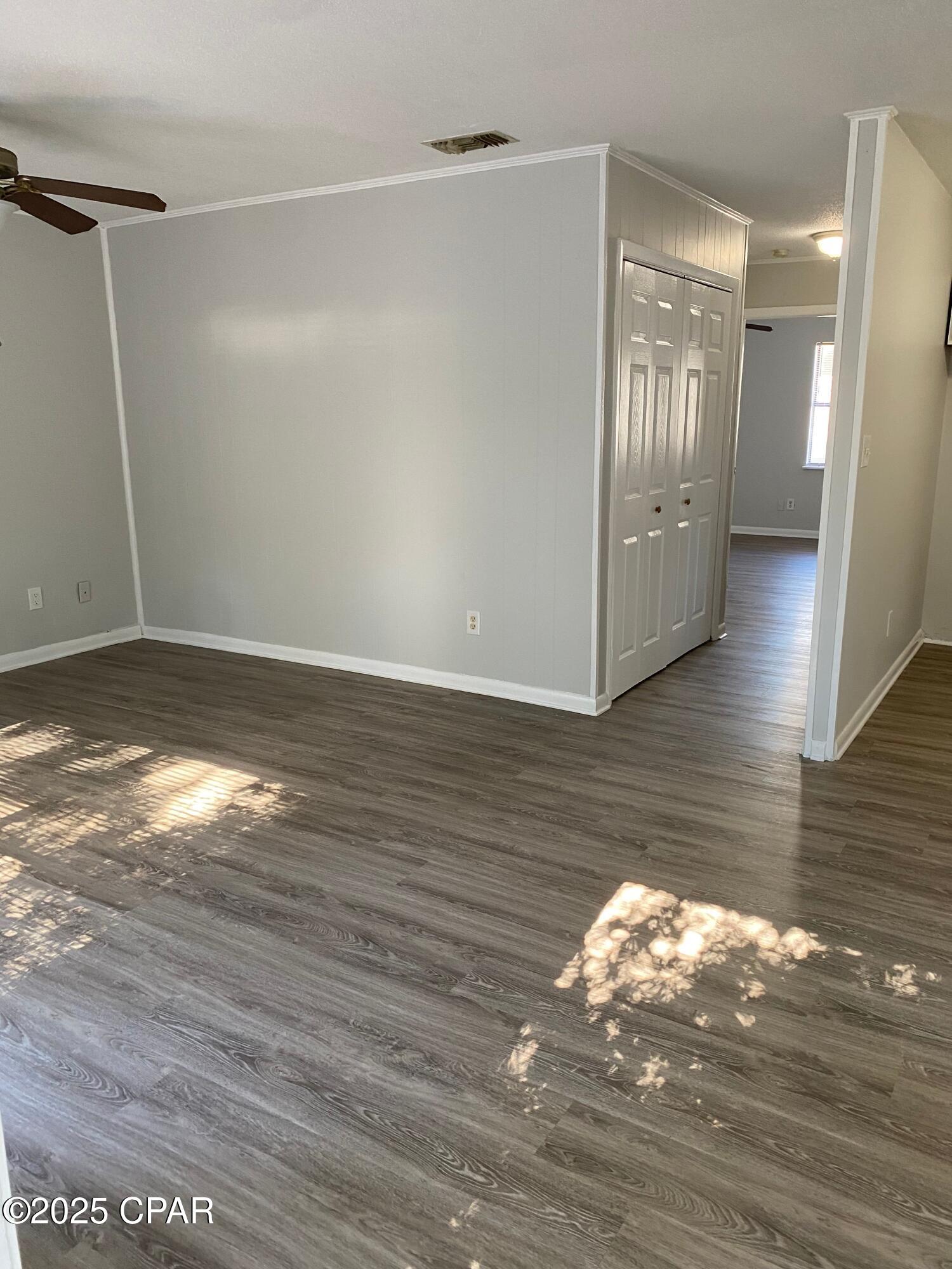 Image 3 For 214 San Vincente Street A