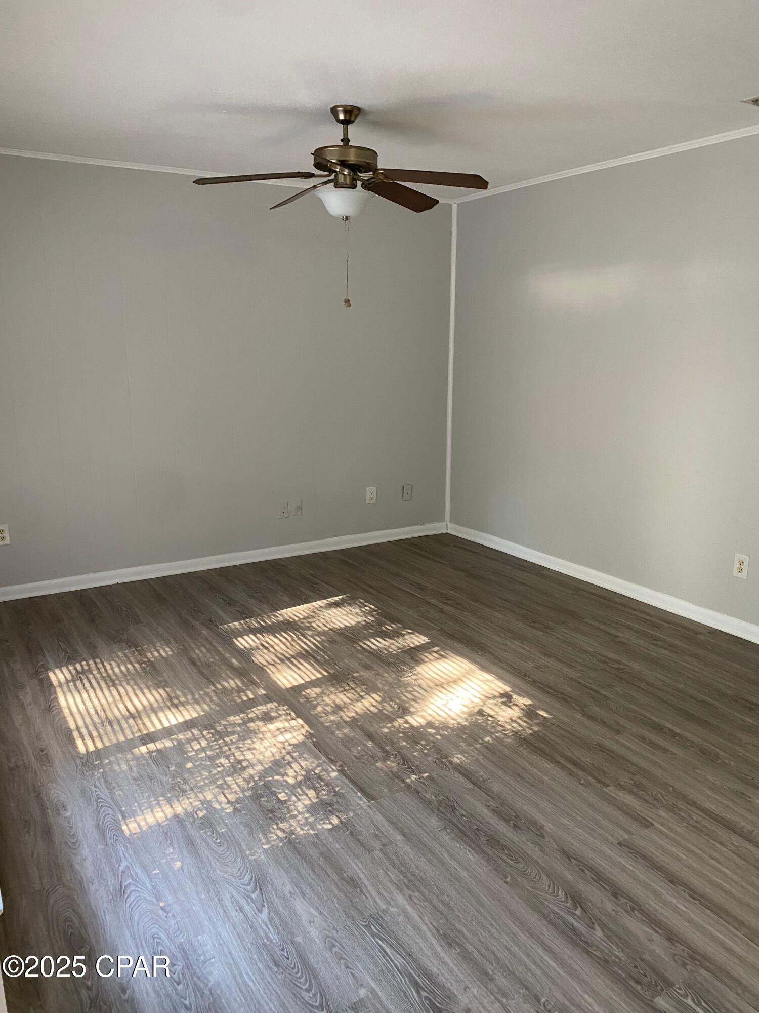 Image 5 For 214 San Vincente Street A