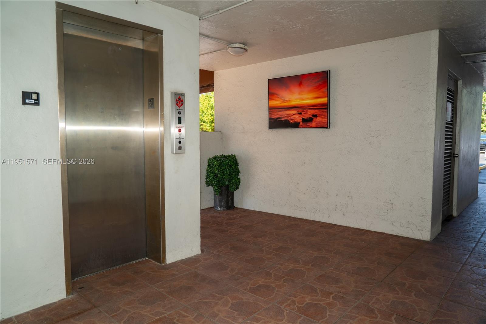 Sandalwood Condo Apts