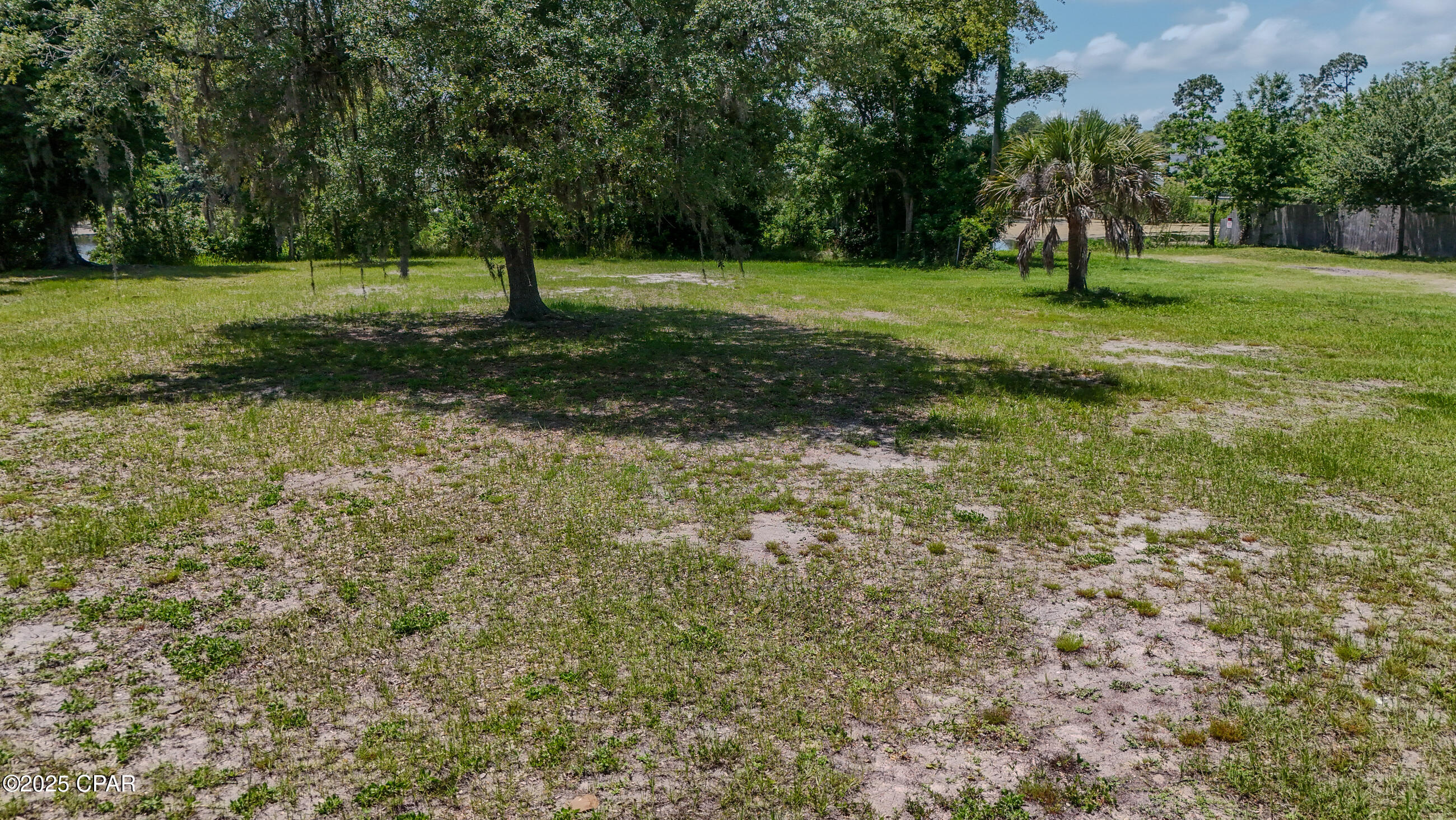 Image 7 For 902 Iowa Avenue