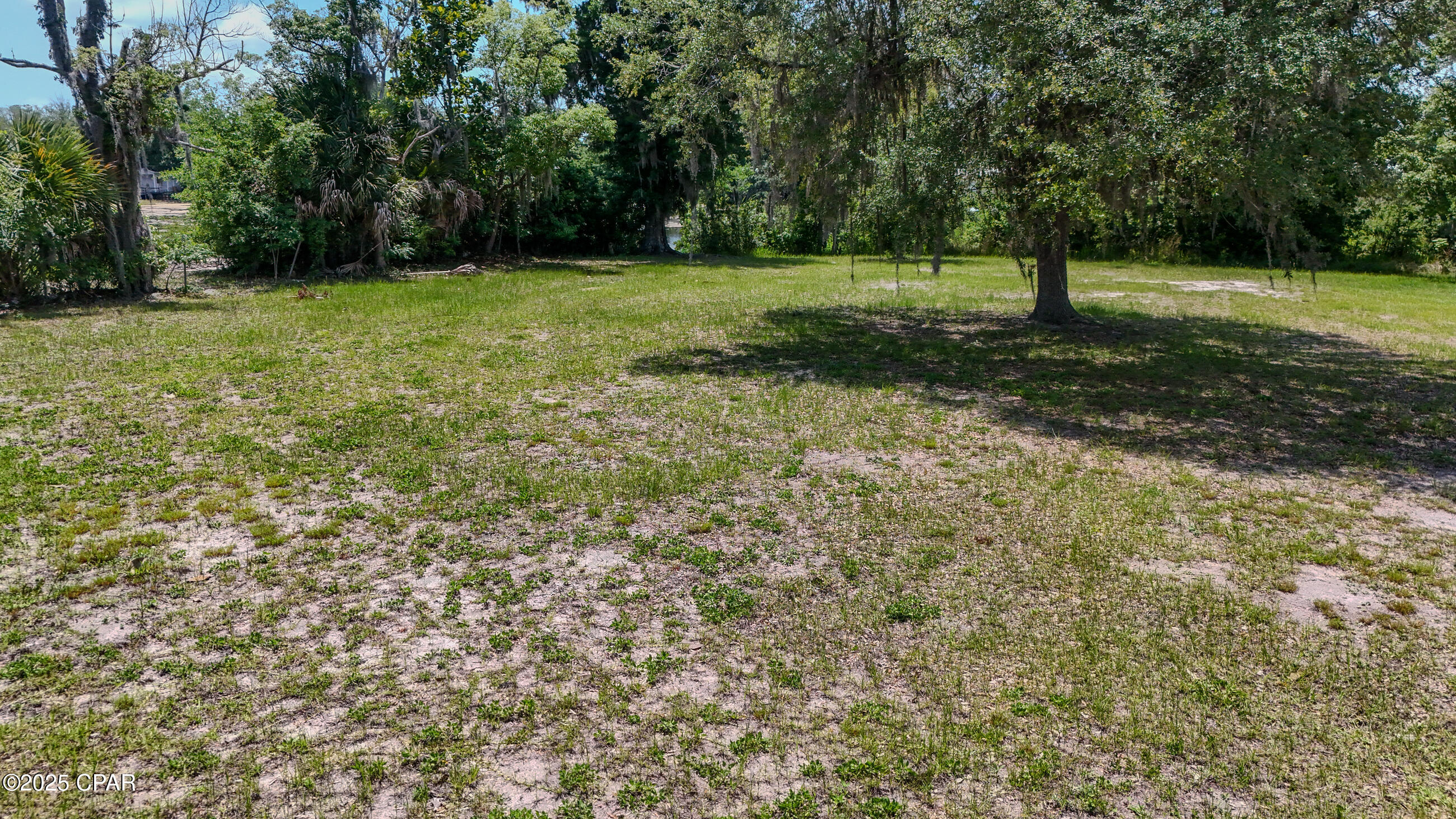 Image 9 For 902 Iowa Avenue