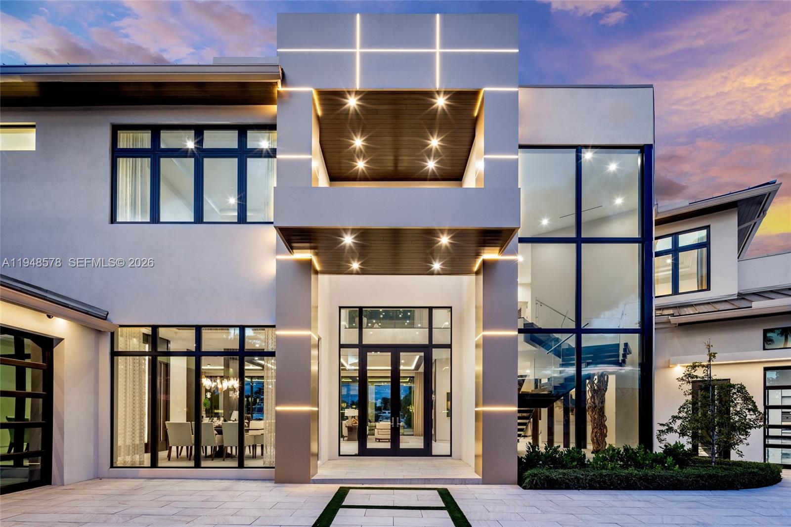 Homes for sale in Fort Lauderdale, FL | 51 Isla Bahia Dr, Fort Lauderdale, FL 33316 | MLS# A11948578