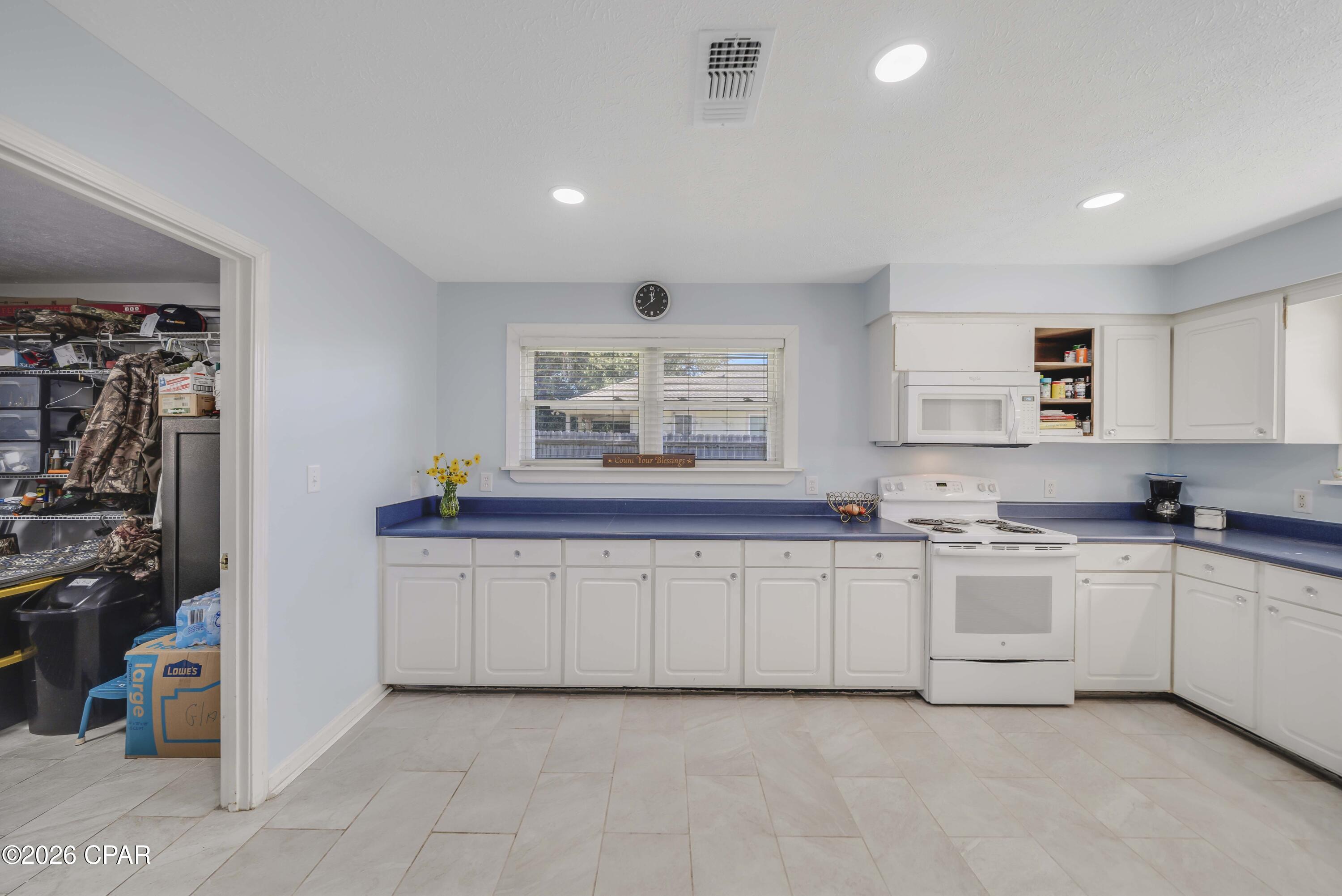 Image 12 For 4332 Catherine Street