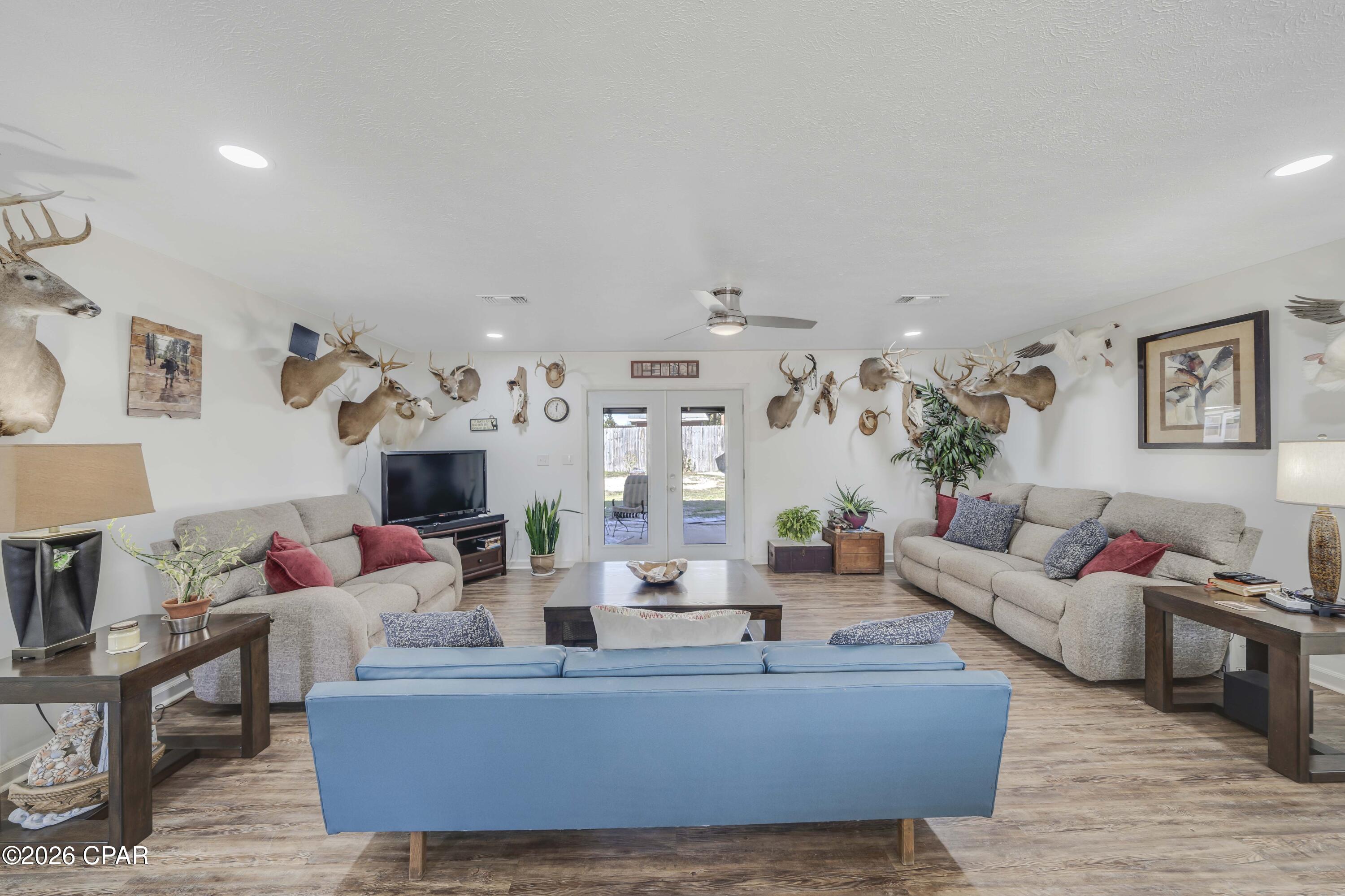 Image 9 For 4332 Catherine Street