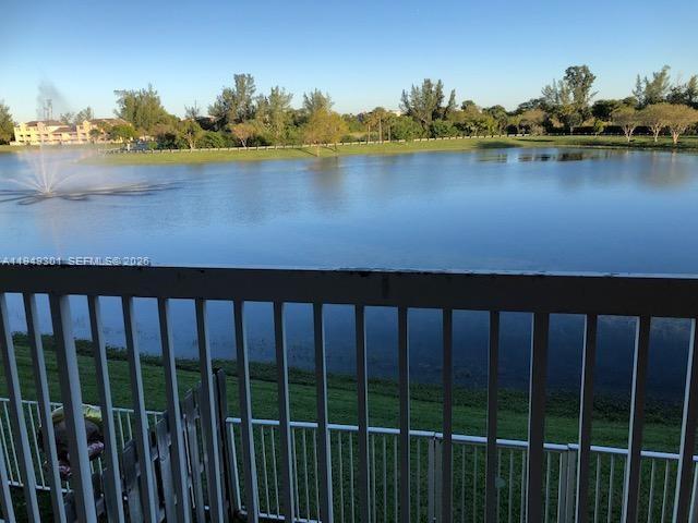 Villas At Lakeview Condo