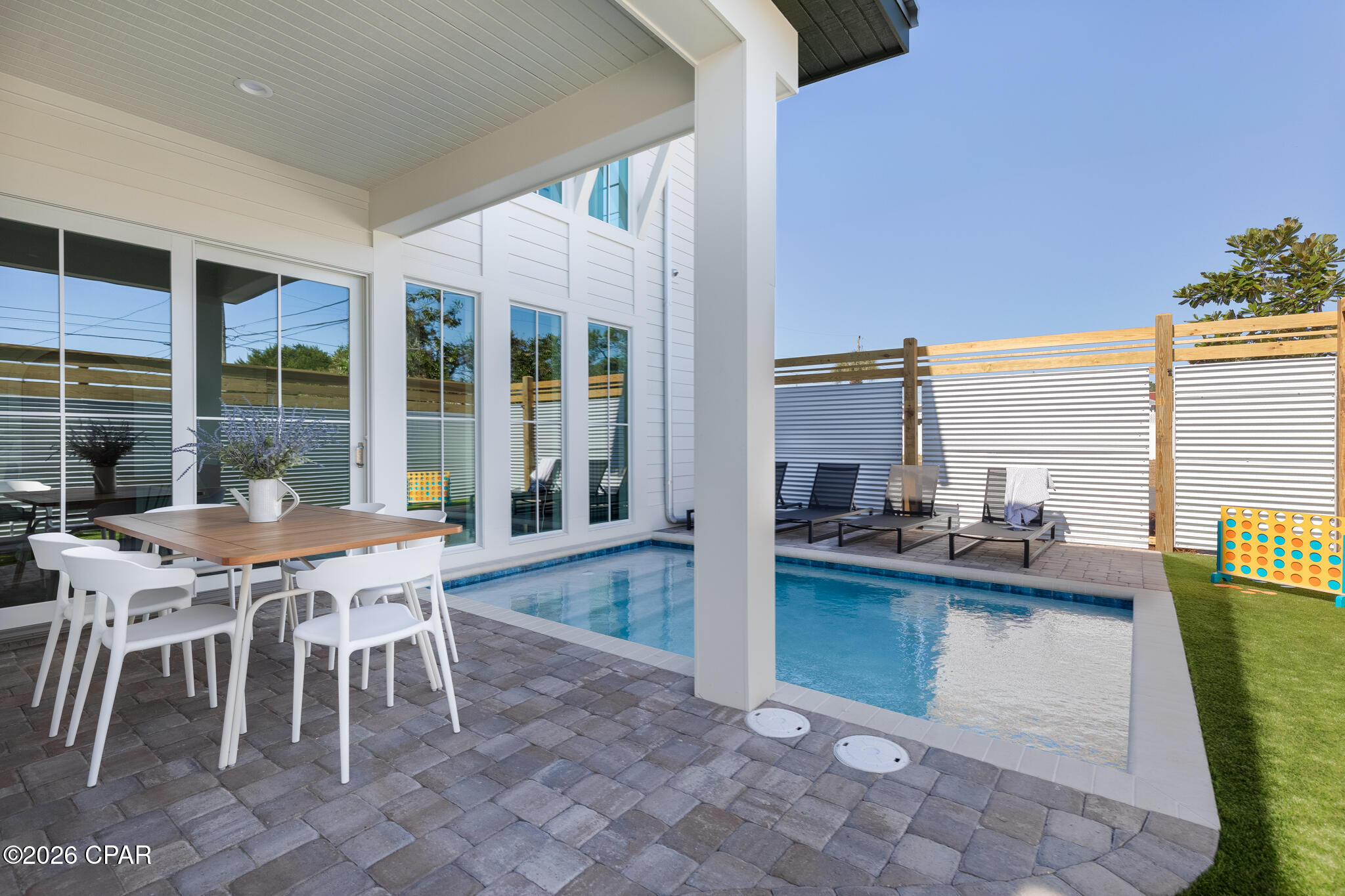 Listing photo id 13 for 228 George C Wallace Boulevard