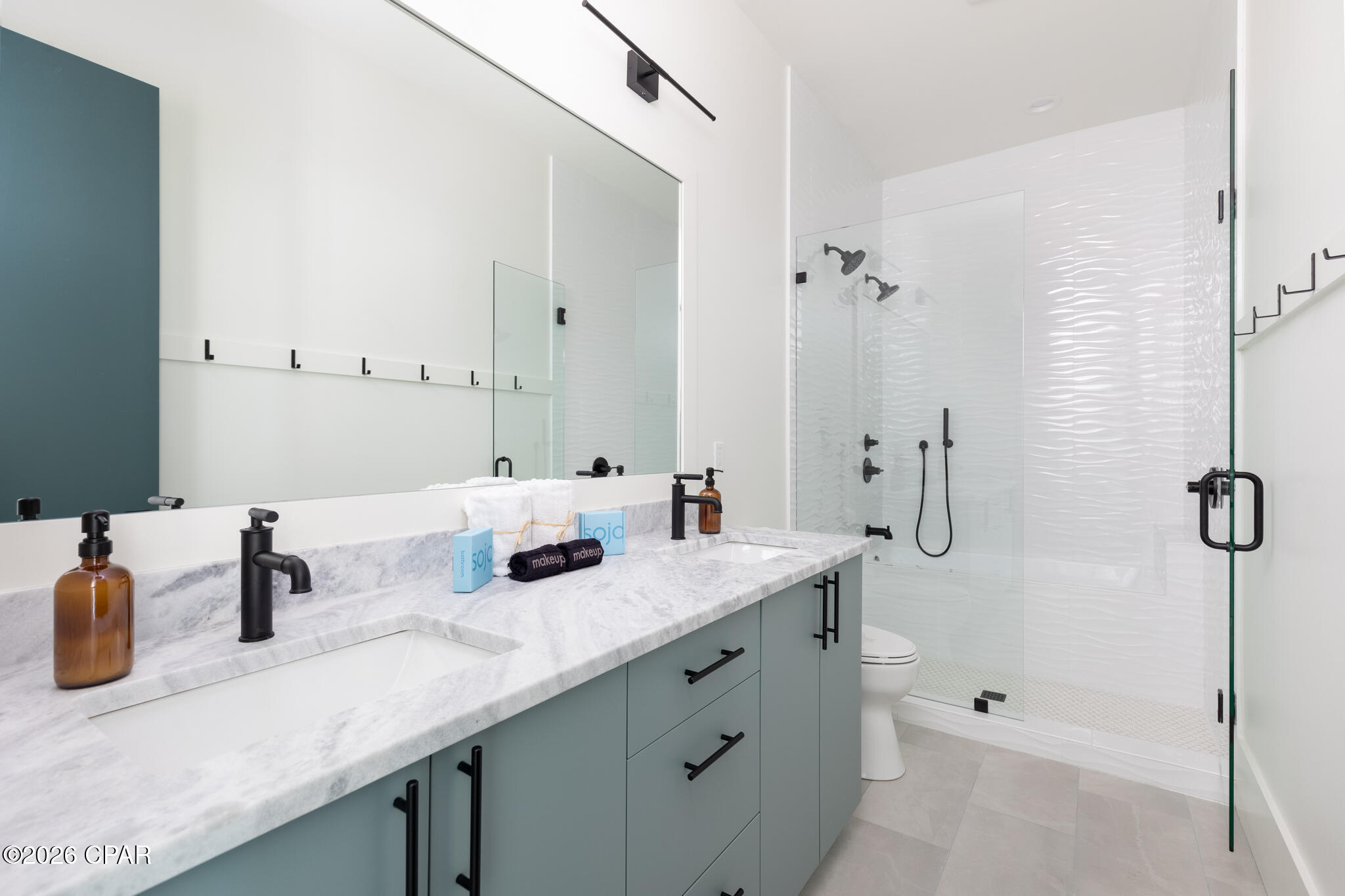 Listing photo id 19 for 228 George C Wallace Boulevard