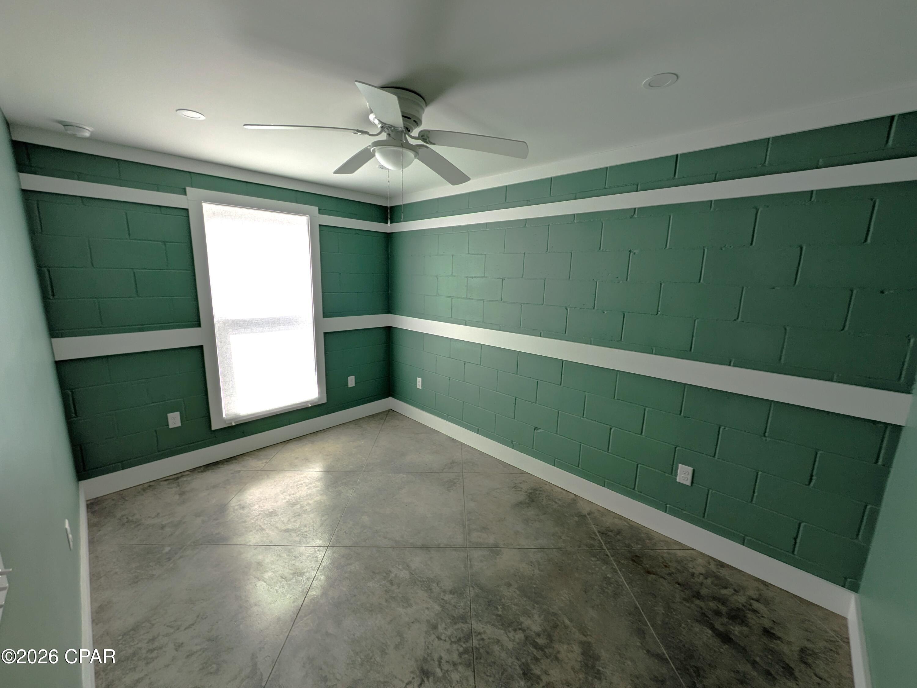 Image 9 For 13733 Windsor Avenue