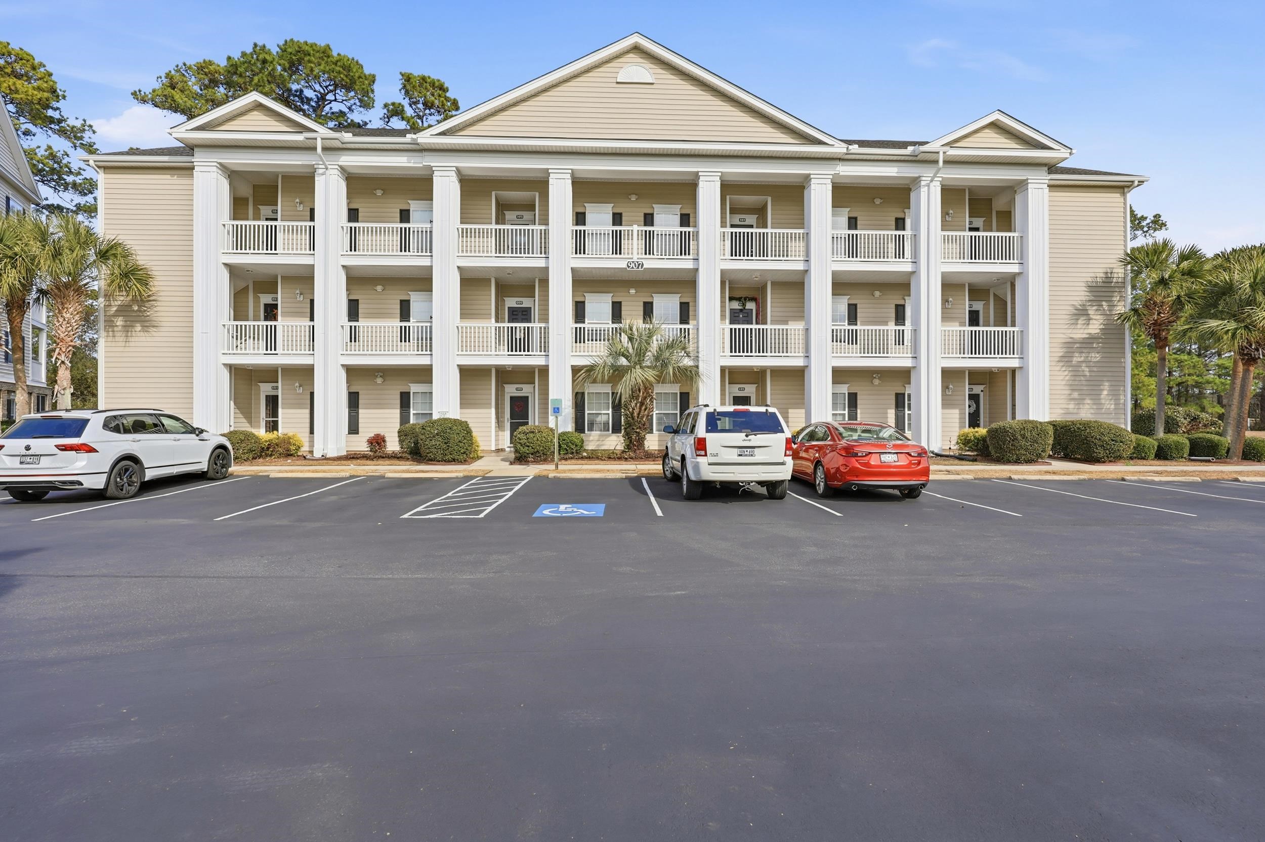 907 Knoll Shores Ct. UNIT #203 Murrells Inlet, SC 29576