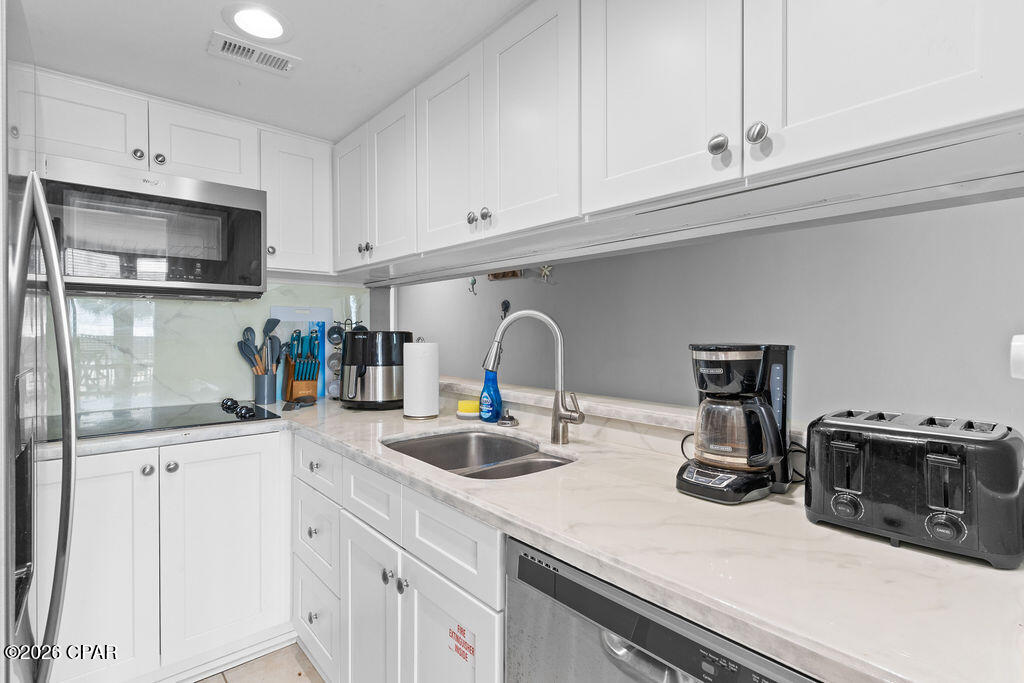 Image 11 For 9850 Thomas Drive 104e