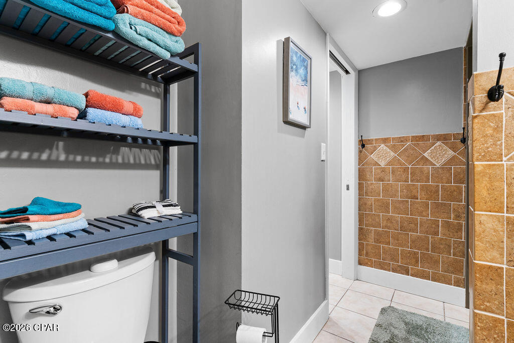 Image 16 For 9850 Thomas Drive 104e