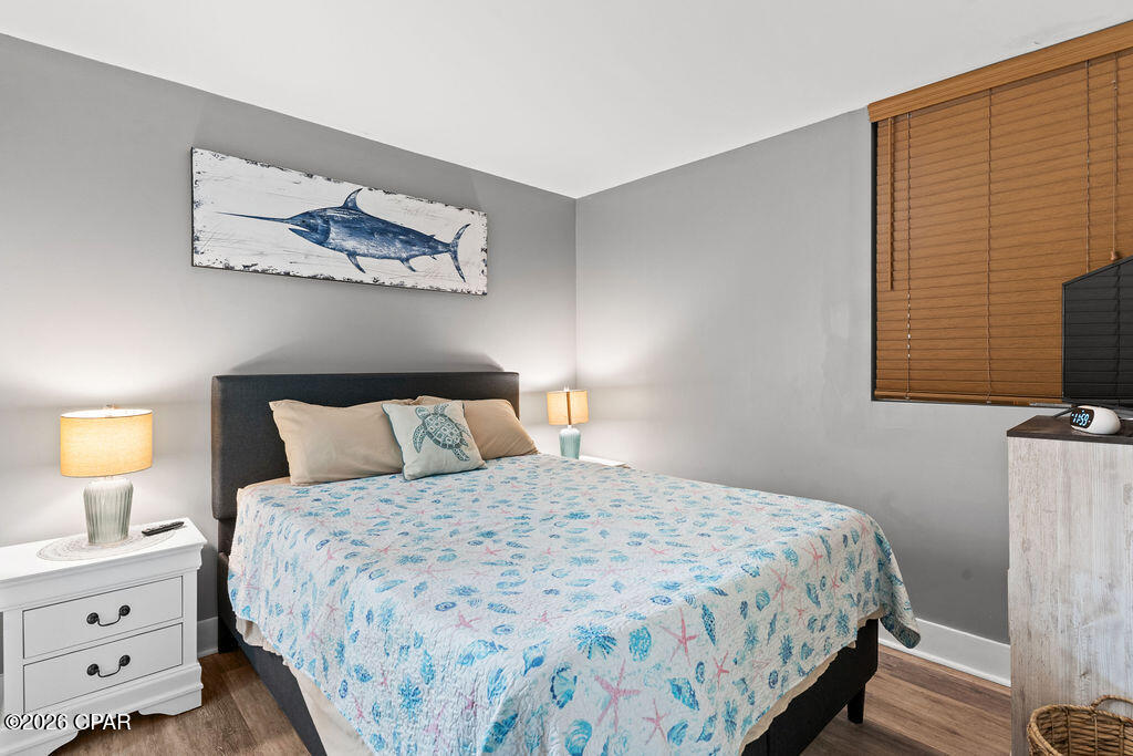 Image 17 For 9850 Thomas Drive 104e