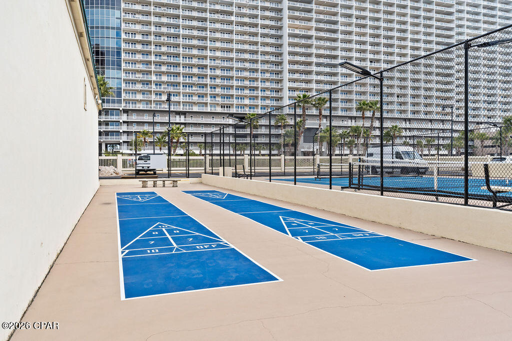 Image 25 For 9850 Thomas Drive 104e