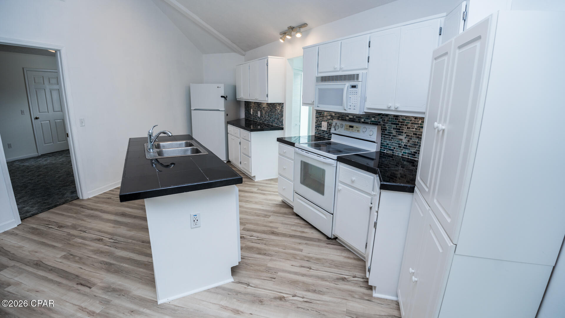 Image 42 For 14106 Pelican Street