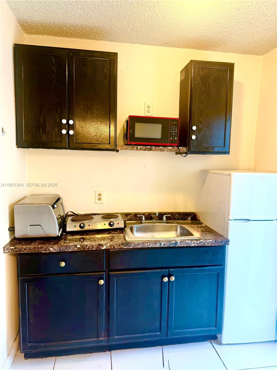 St James Park West Add