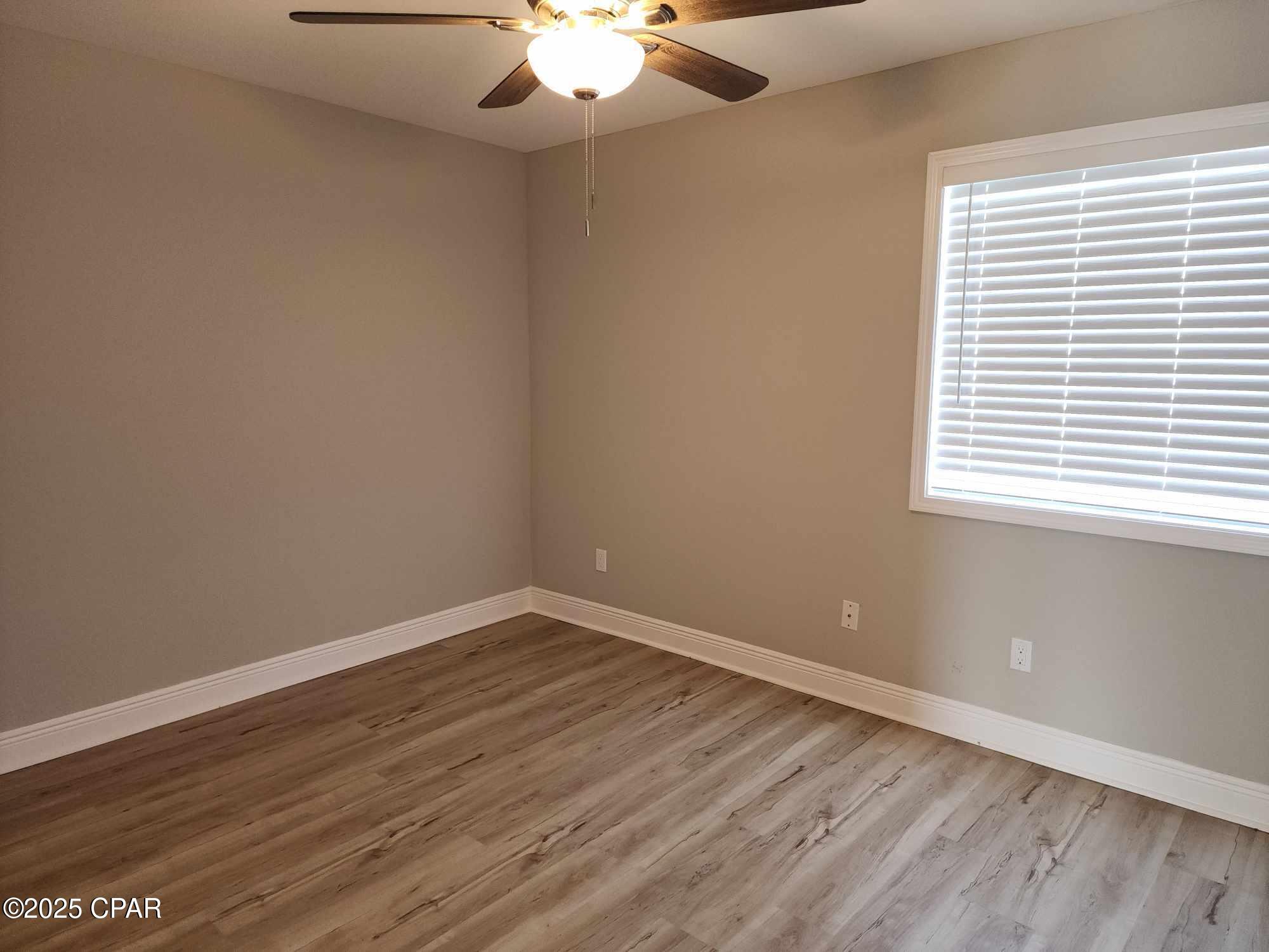 Image 13 For 311 Pennsylvania Avenue B101