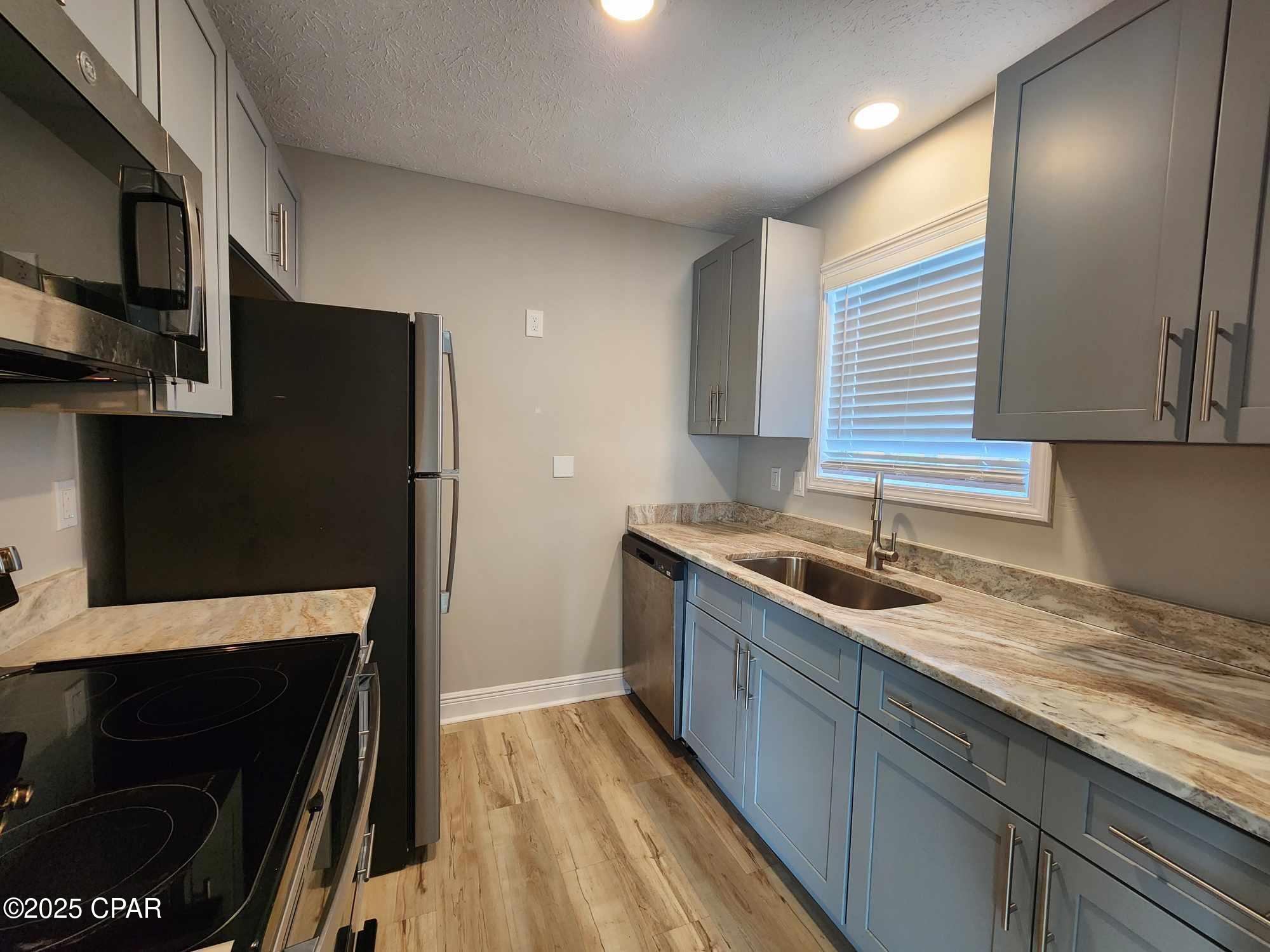 Image 8 For 311 Pennsylvania Avenue B101