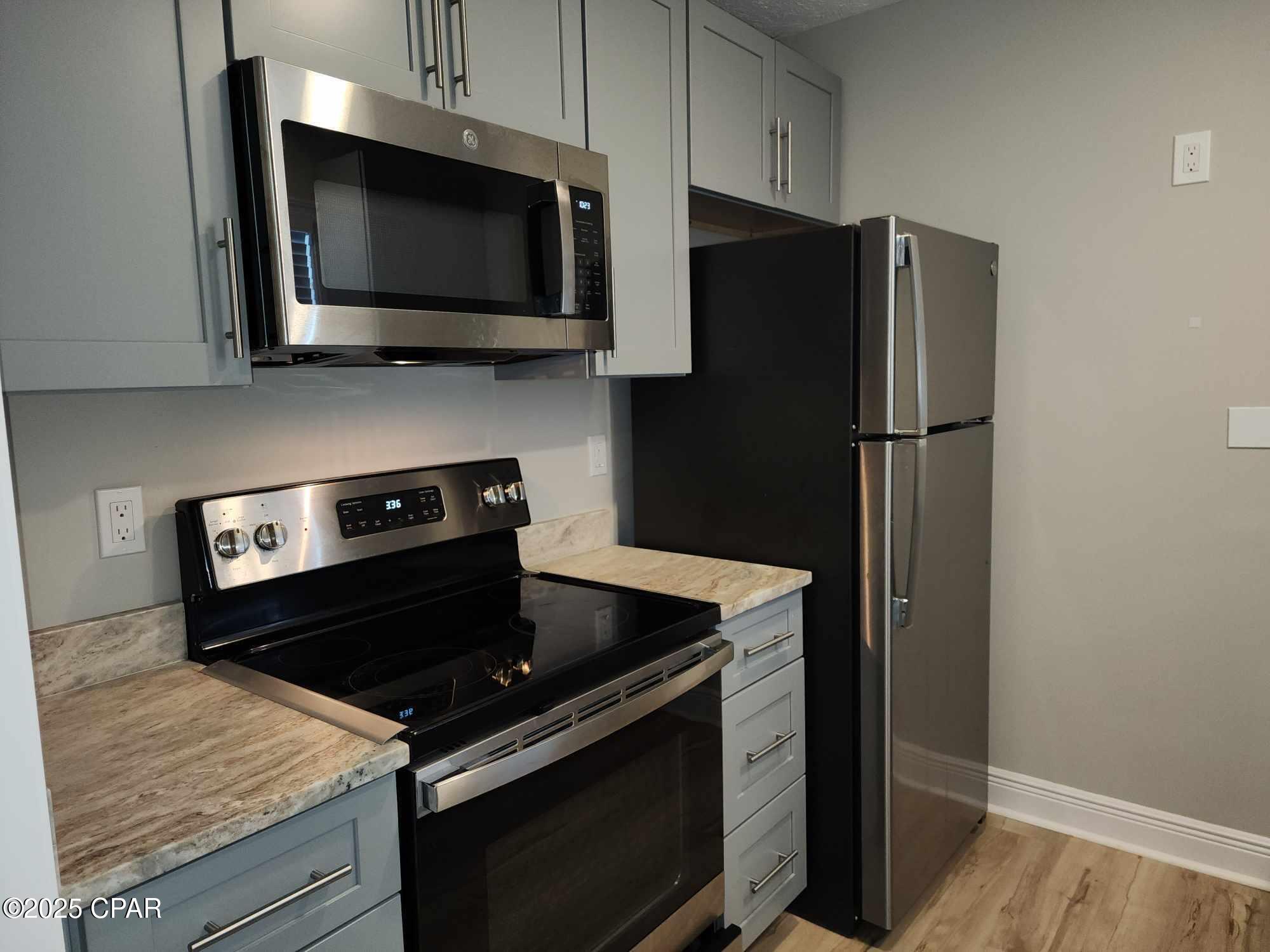 Image 9 For 311 Pennsylvania Avenue B101