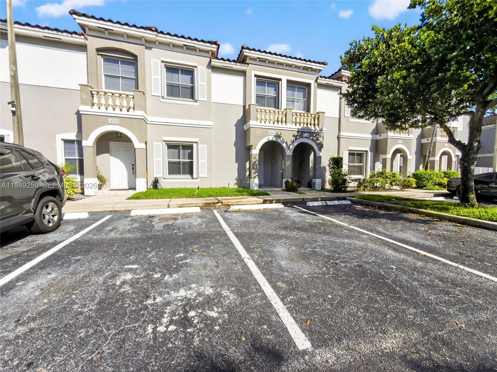 Las Terrazas At Vizcaya C