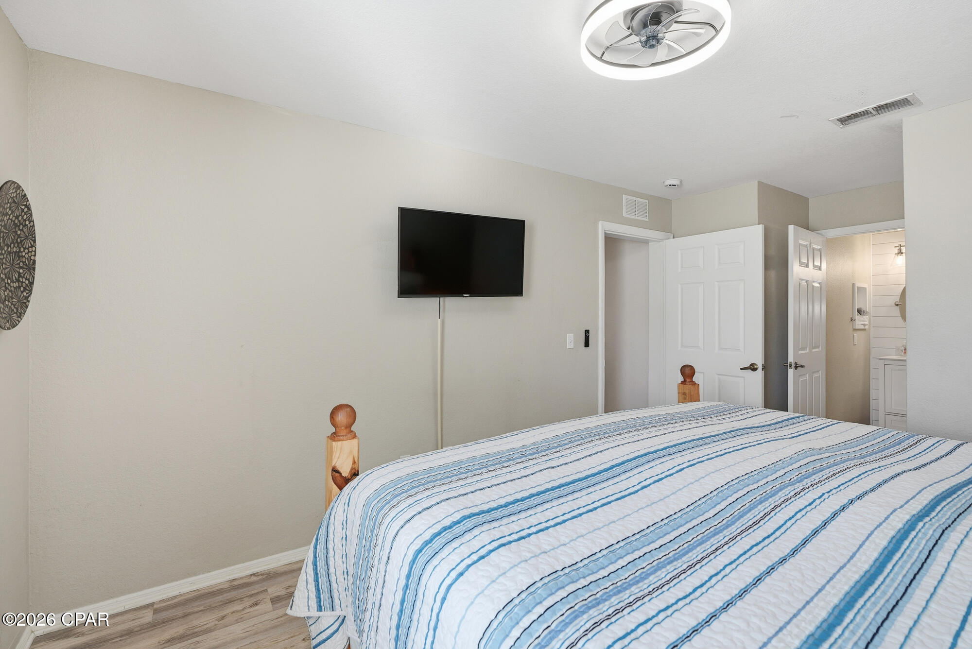 Image 11 For 601 Cape Cod Drive