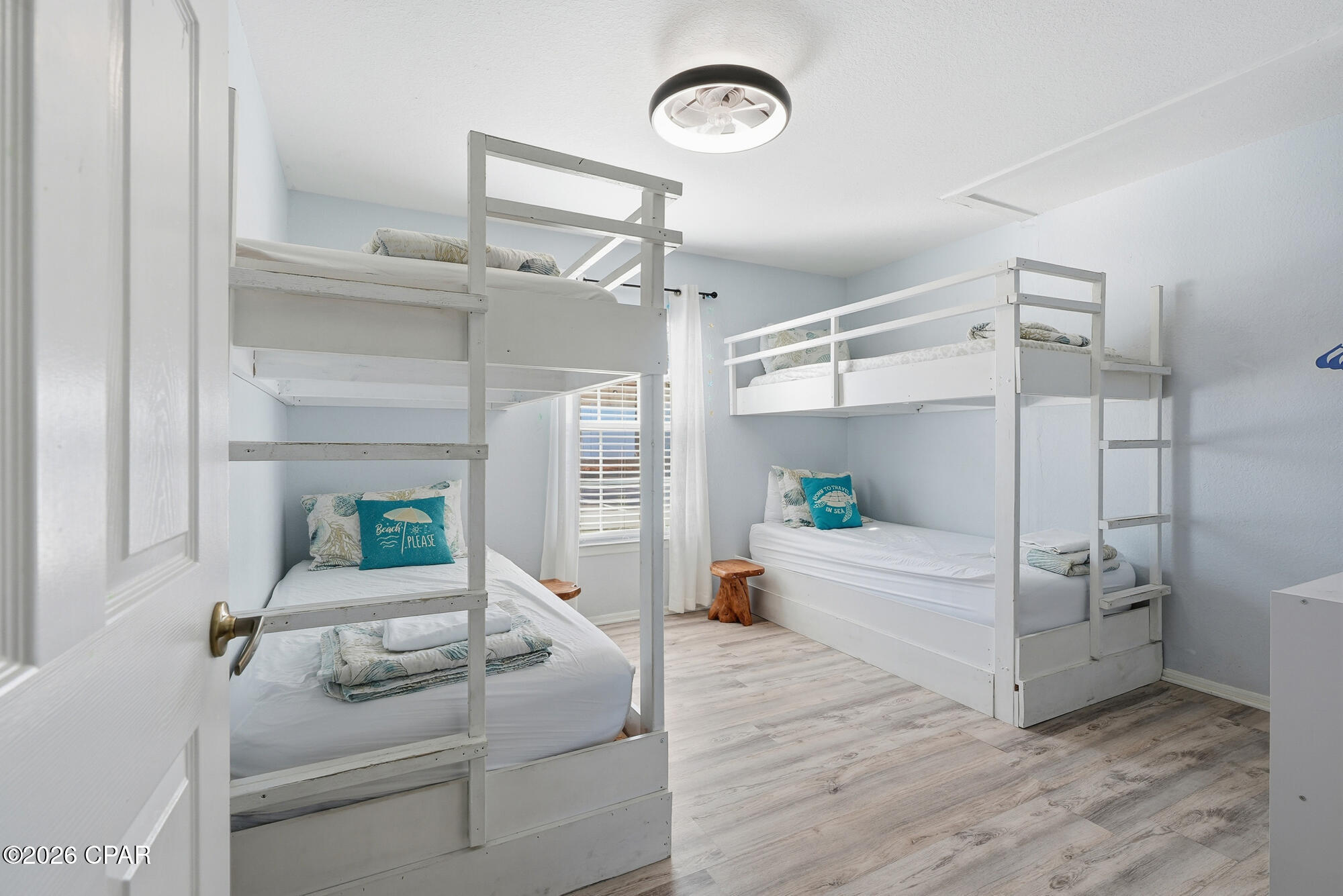 Image 16 For 601 Cape Cod Drive