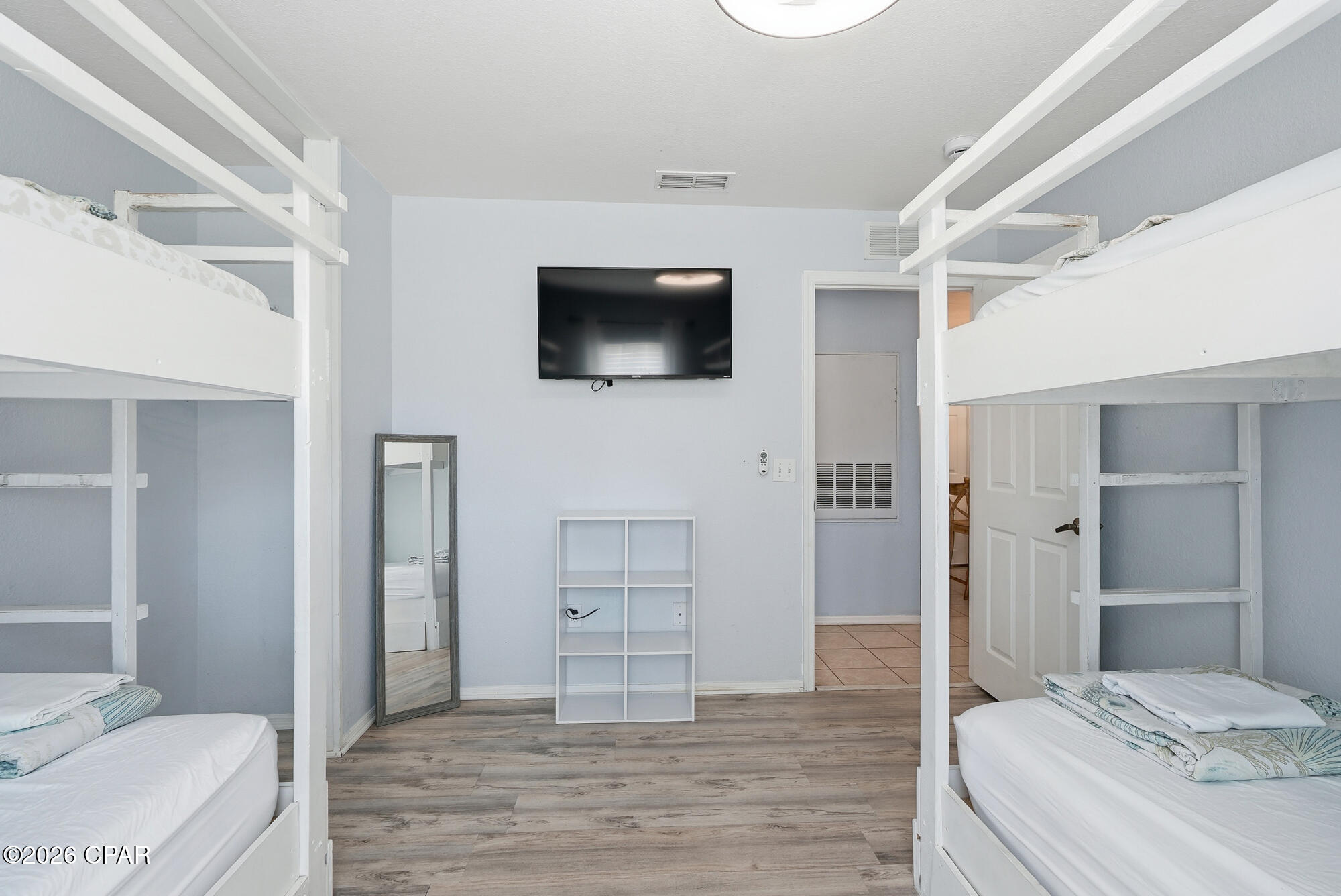 Image 17 For 601 Cape Cod Drive