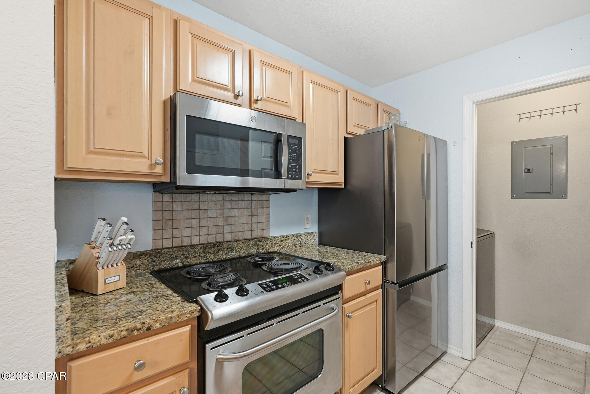 Image 7 For 601 Cape Cod Drive