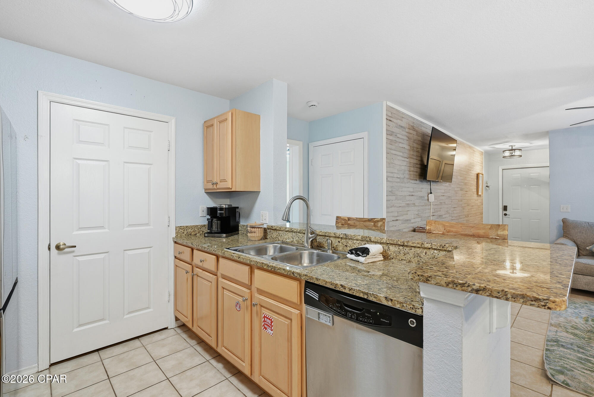 Image 8 For 601 Cape Cod Drive