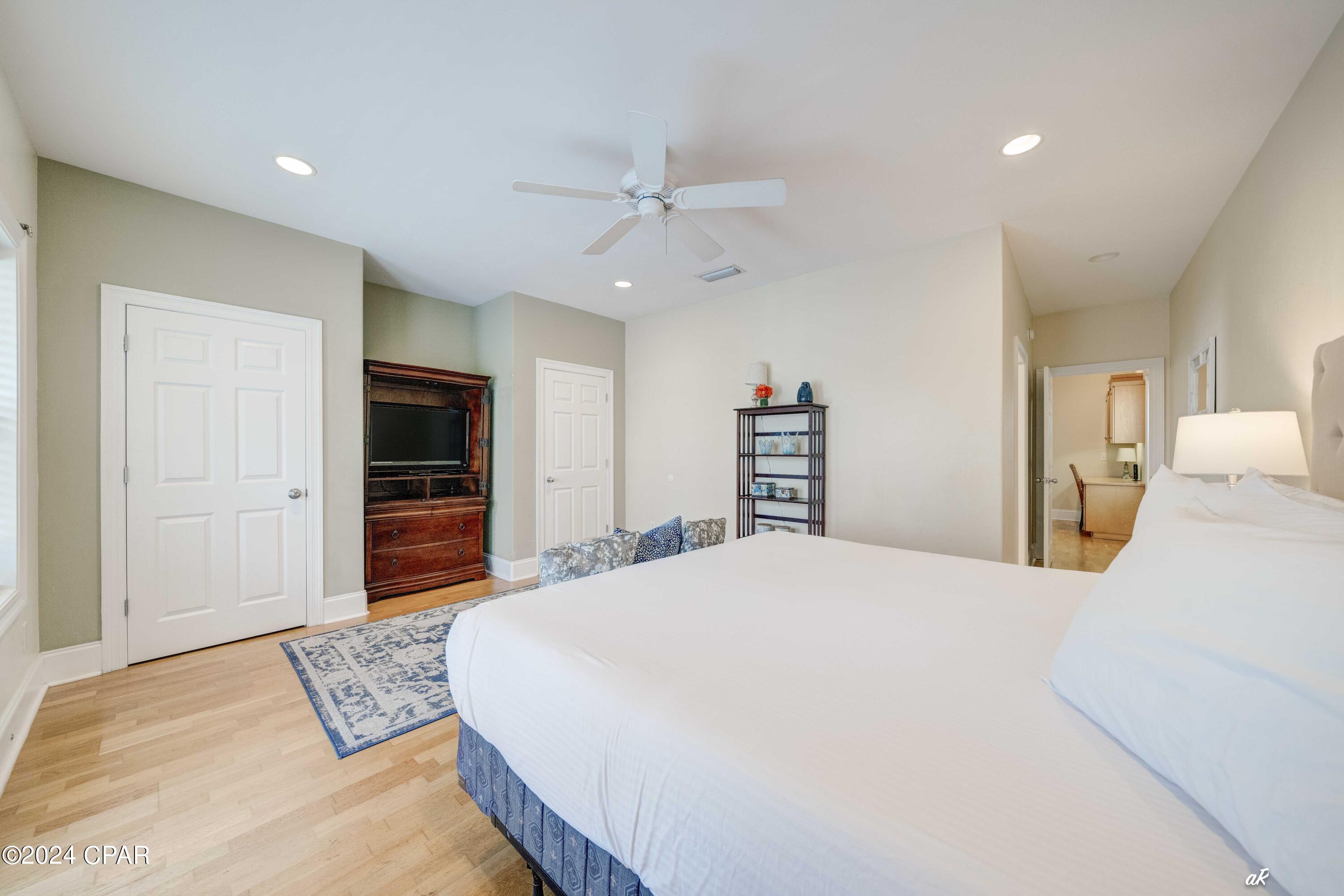 Image 20 For 7428 Thomas Drive