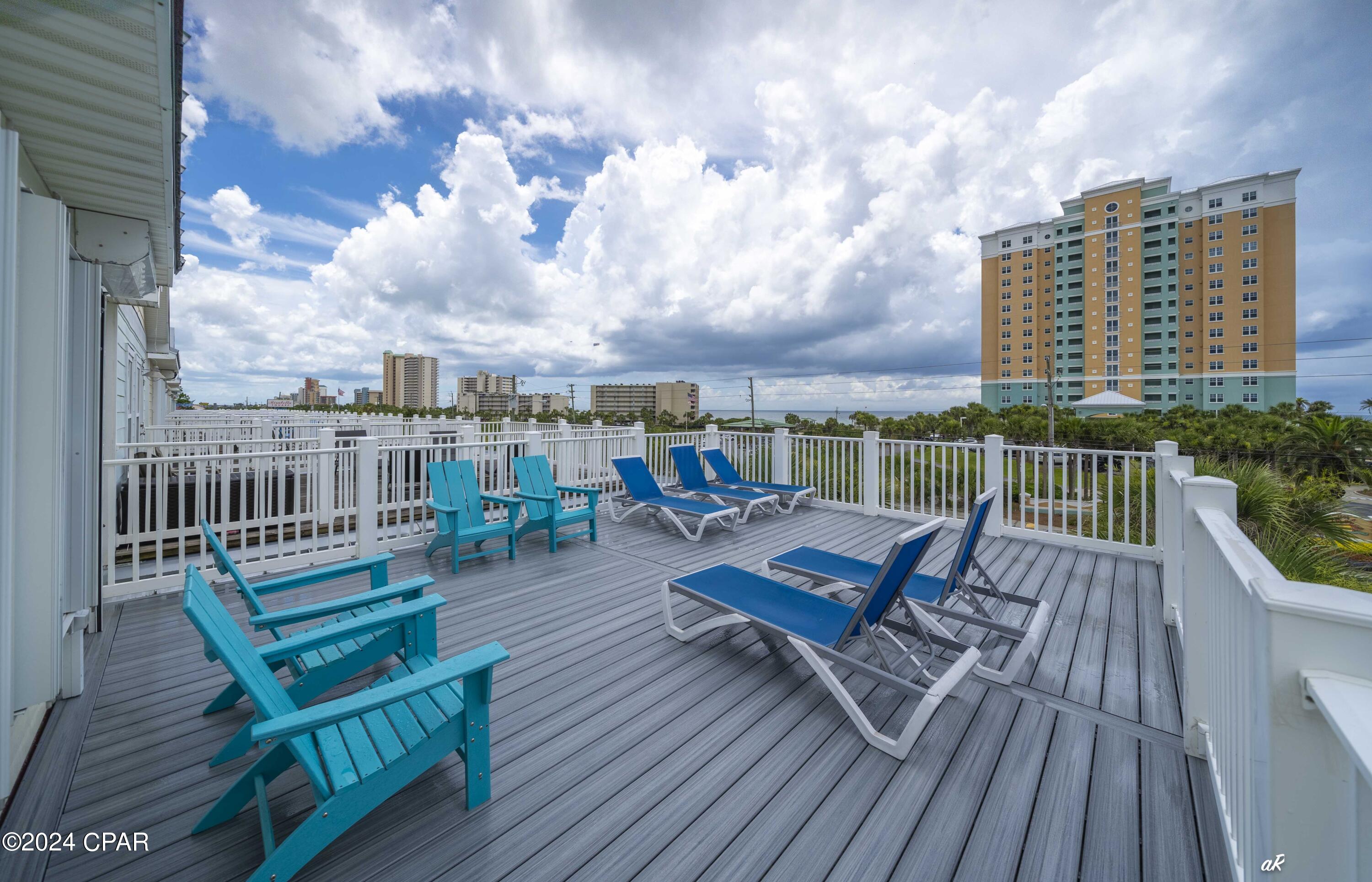 7428 Thomas Drive, Panama City Beach, FL 32408 thumbnail, photo 3 of 38