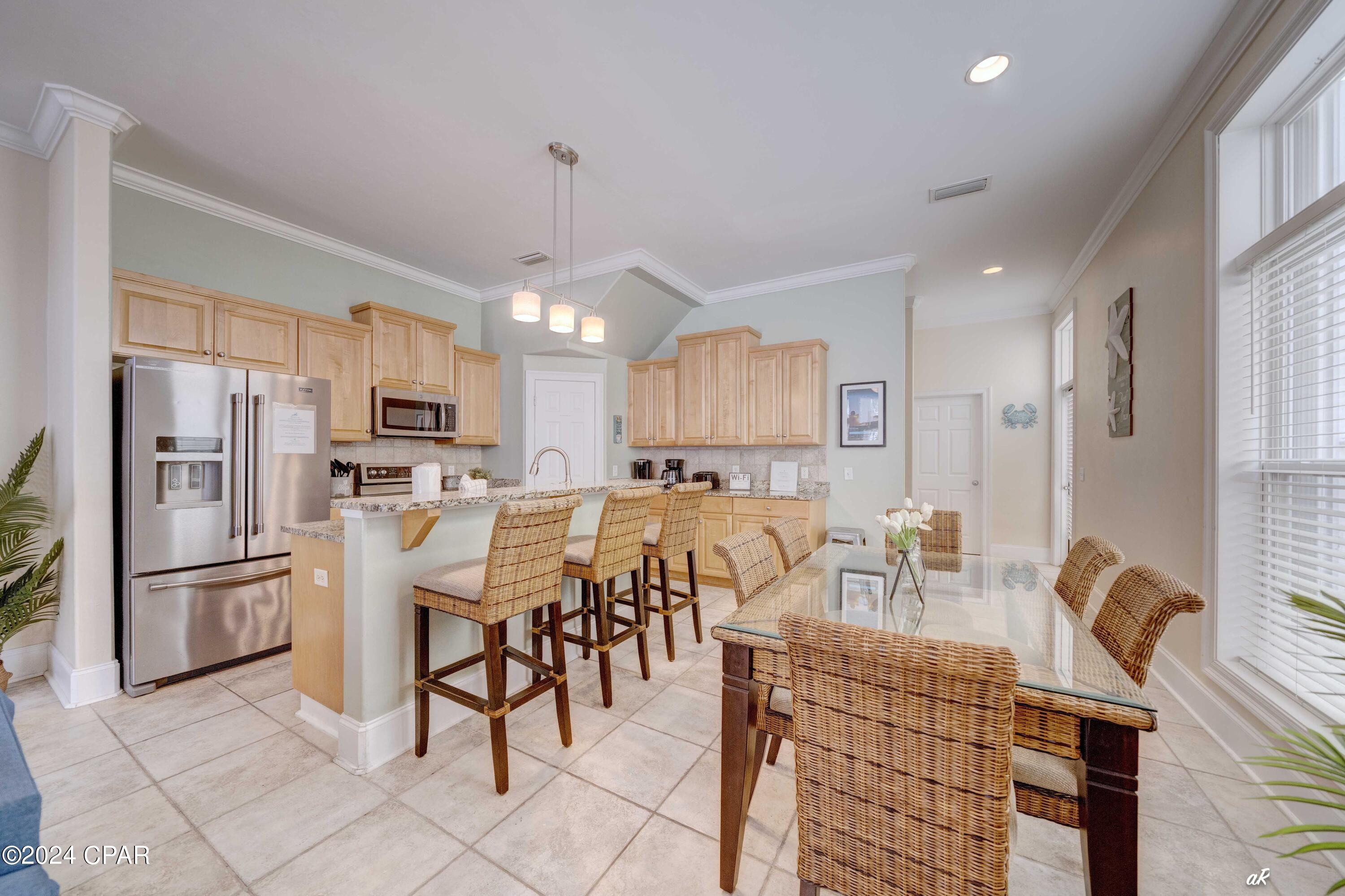 7428 Thomas Drive, Panama City Beach, FL 32408 thumbnail, photo 6 of 38