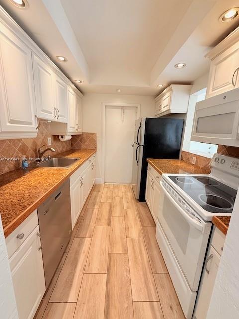 Residences @ The Falls Co