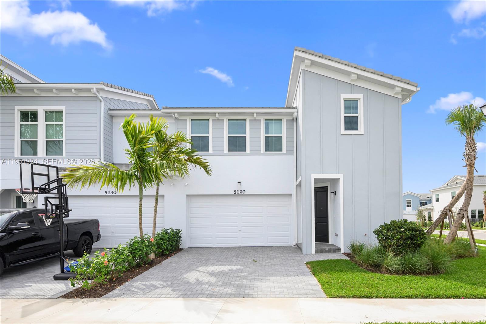 Crossings Of Westlake