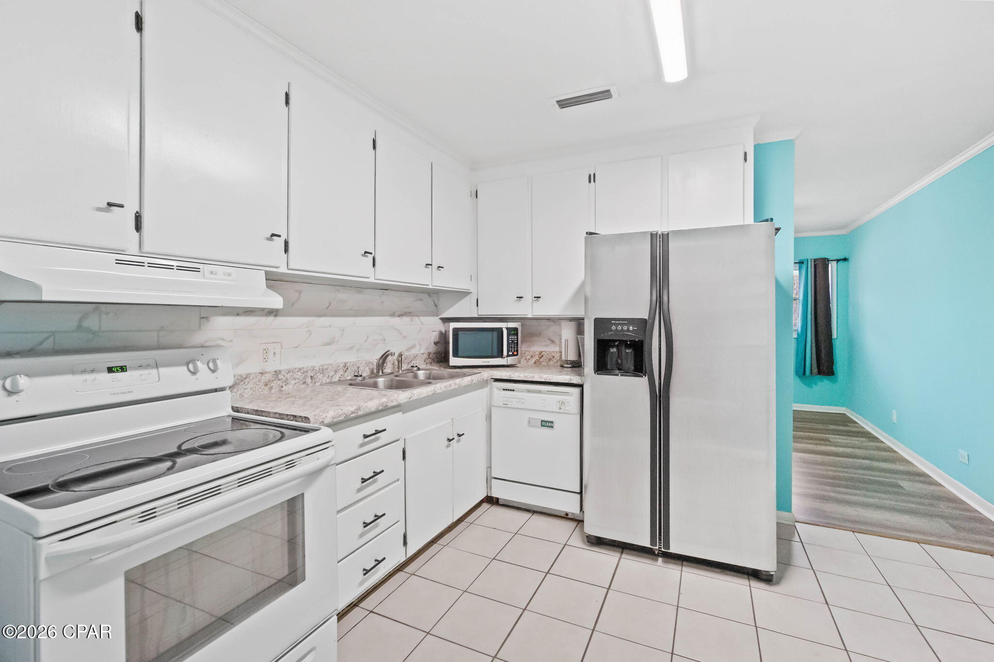 Image 4 For 5392 College Drive