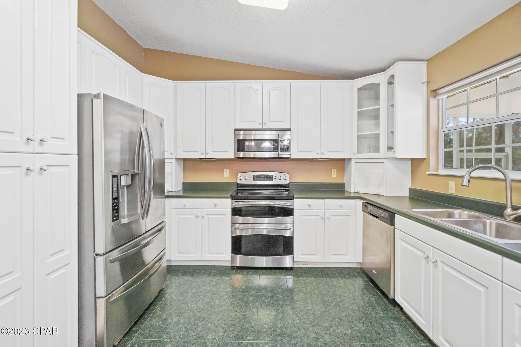 Image 9 For 4127 Cliff Road