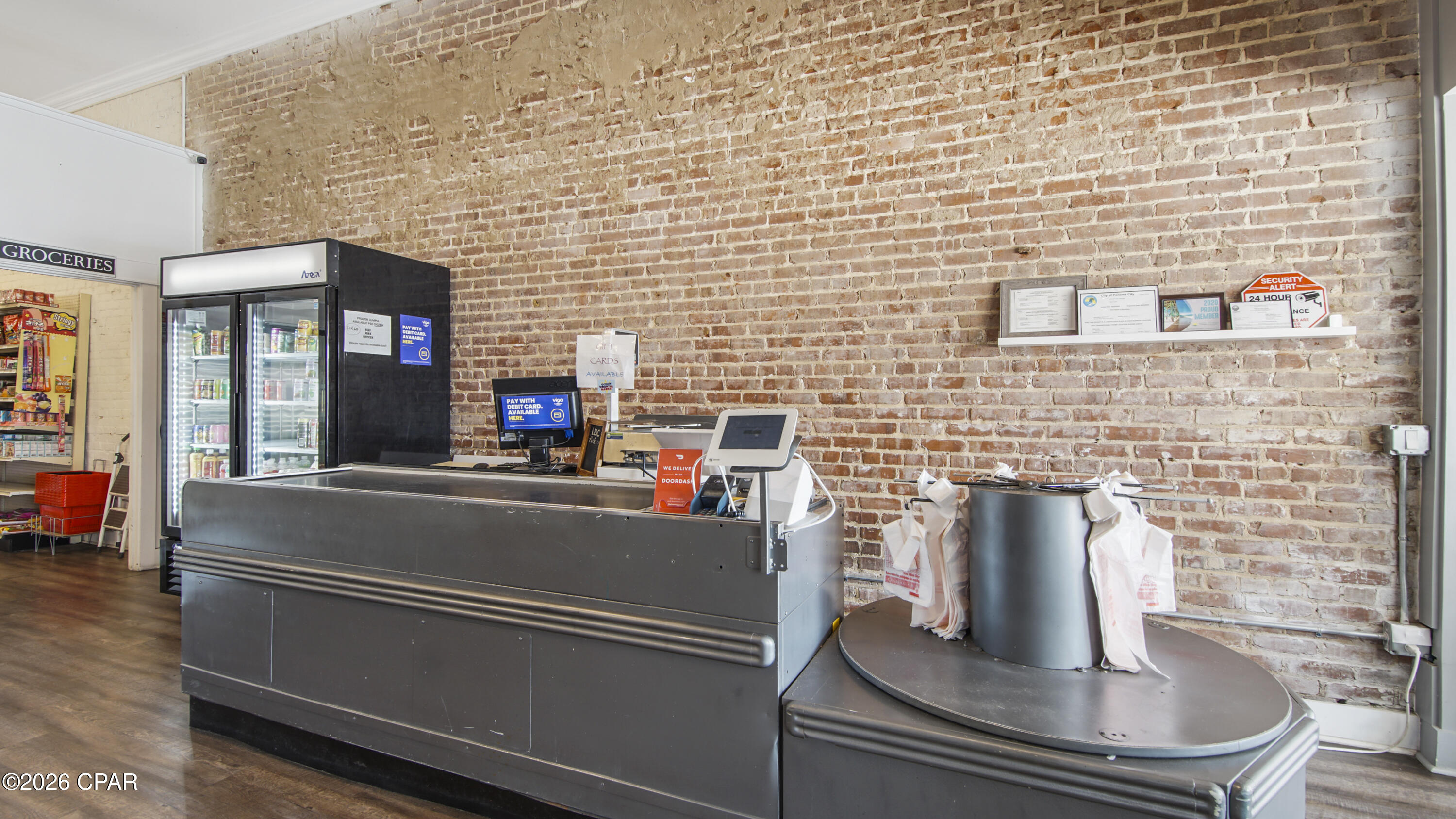 Image 21 For 571 Harrison Avenue