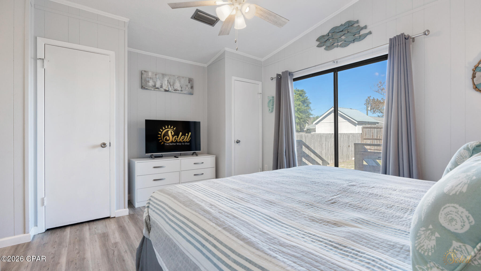 Image 11 For 5814 Pinetree Avenue