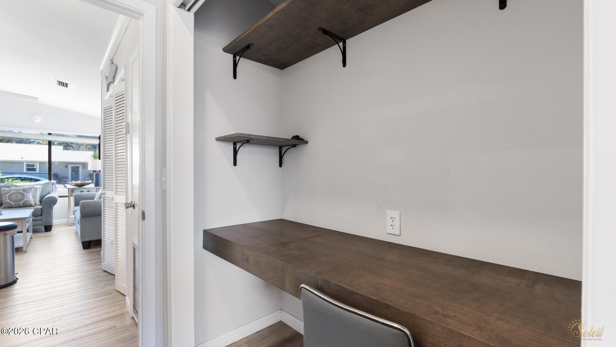 Image 28 For 5814 Pinetree Avenue