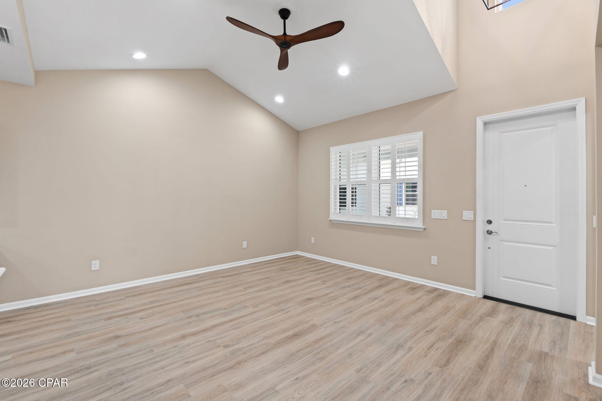 8674 Tropics Avenue, Panama City Beach, FL 32413 thumbnail, photo 8 of 86