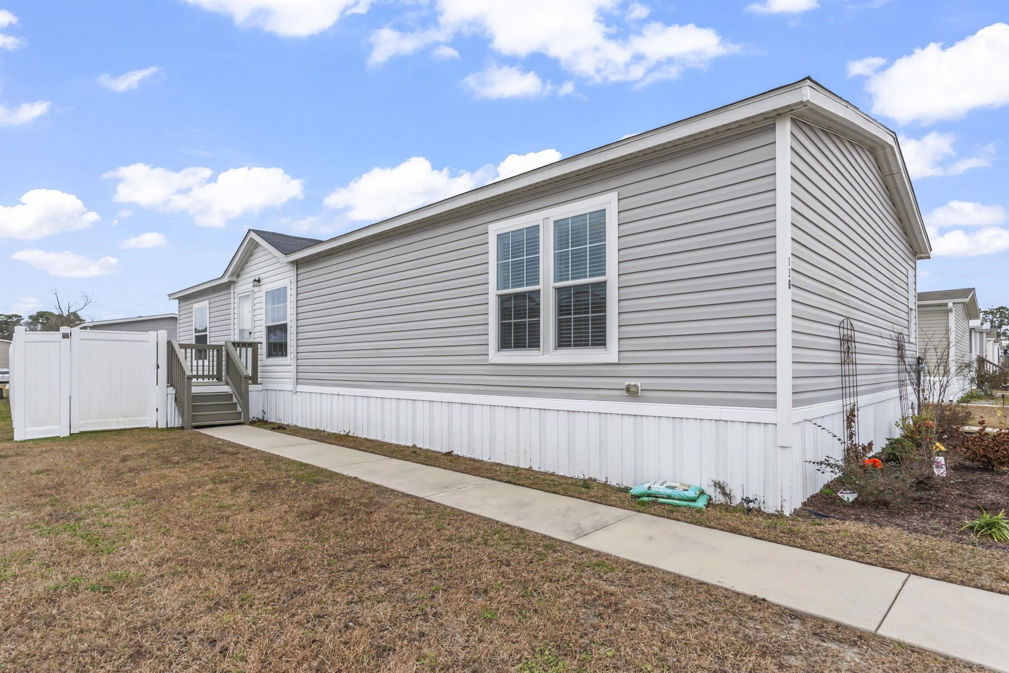 136 Shetland Woods Dr. Myrtle Beach, SC 29577