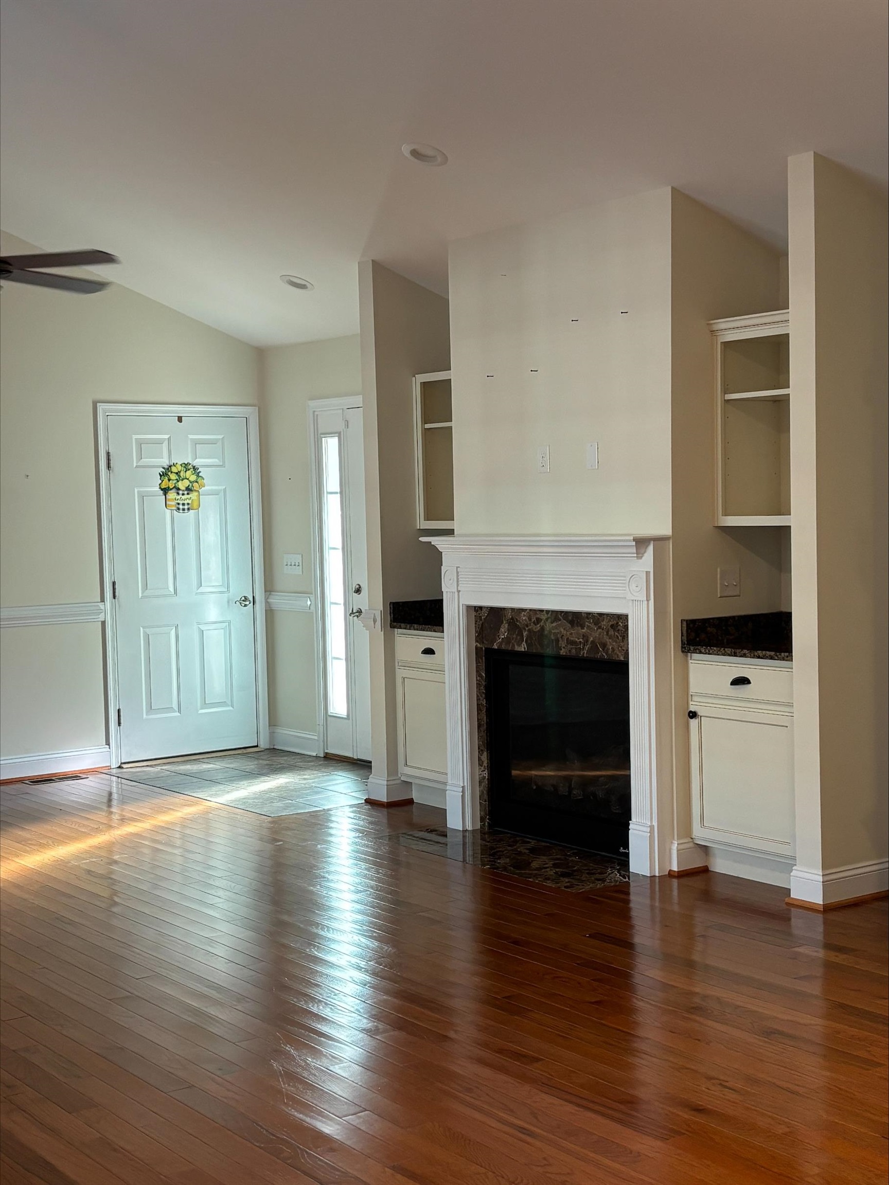 32 Jenna Ln