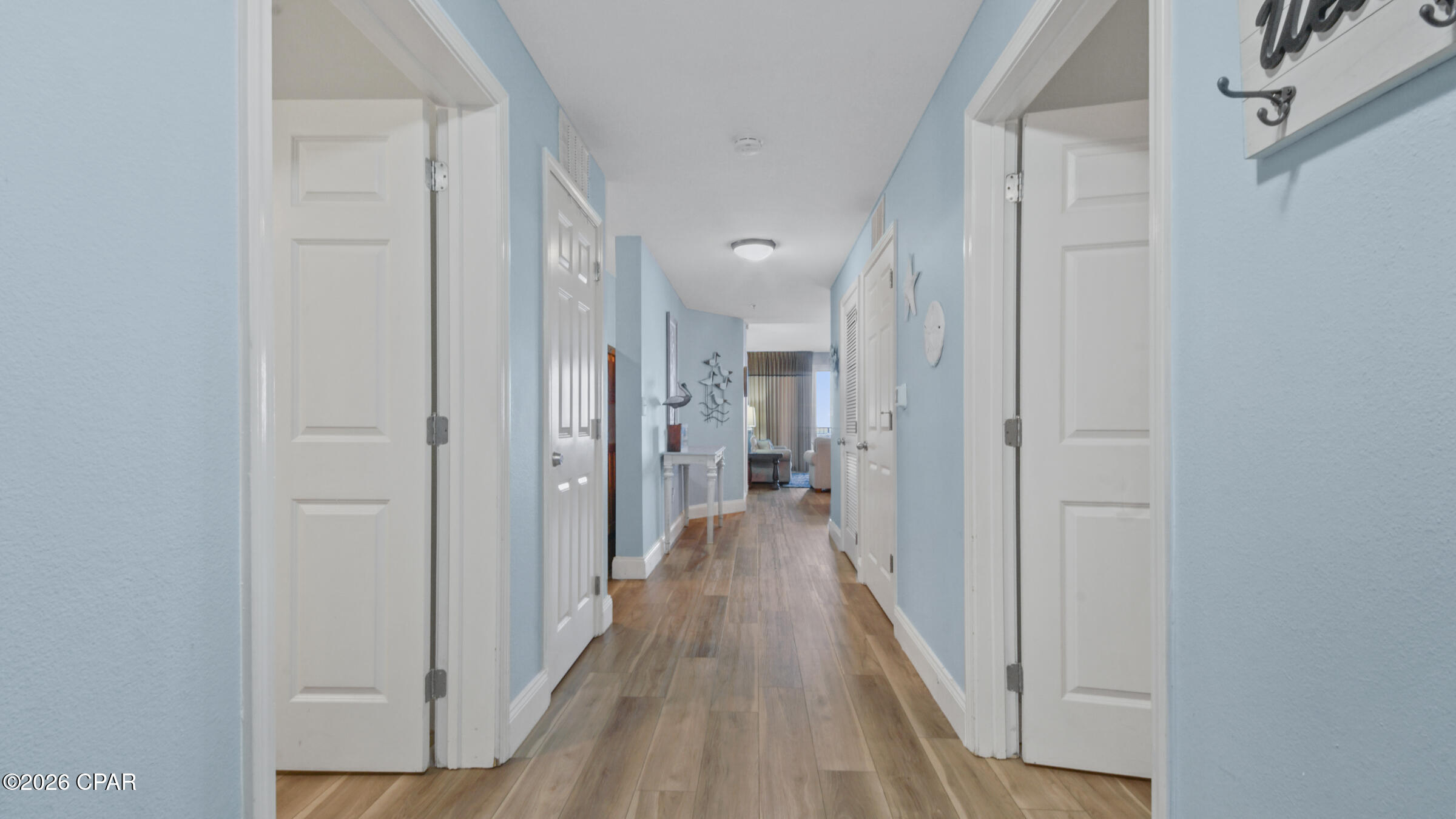 Image 8 For 9902 Thomas Drive 1834