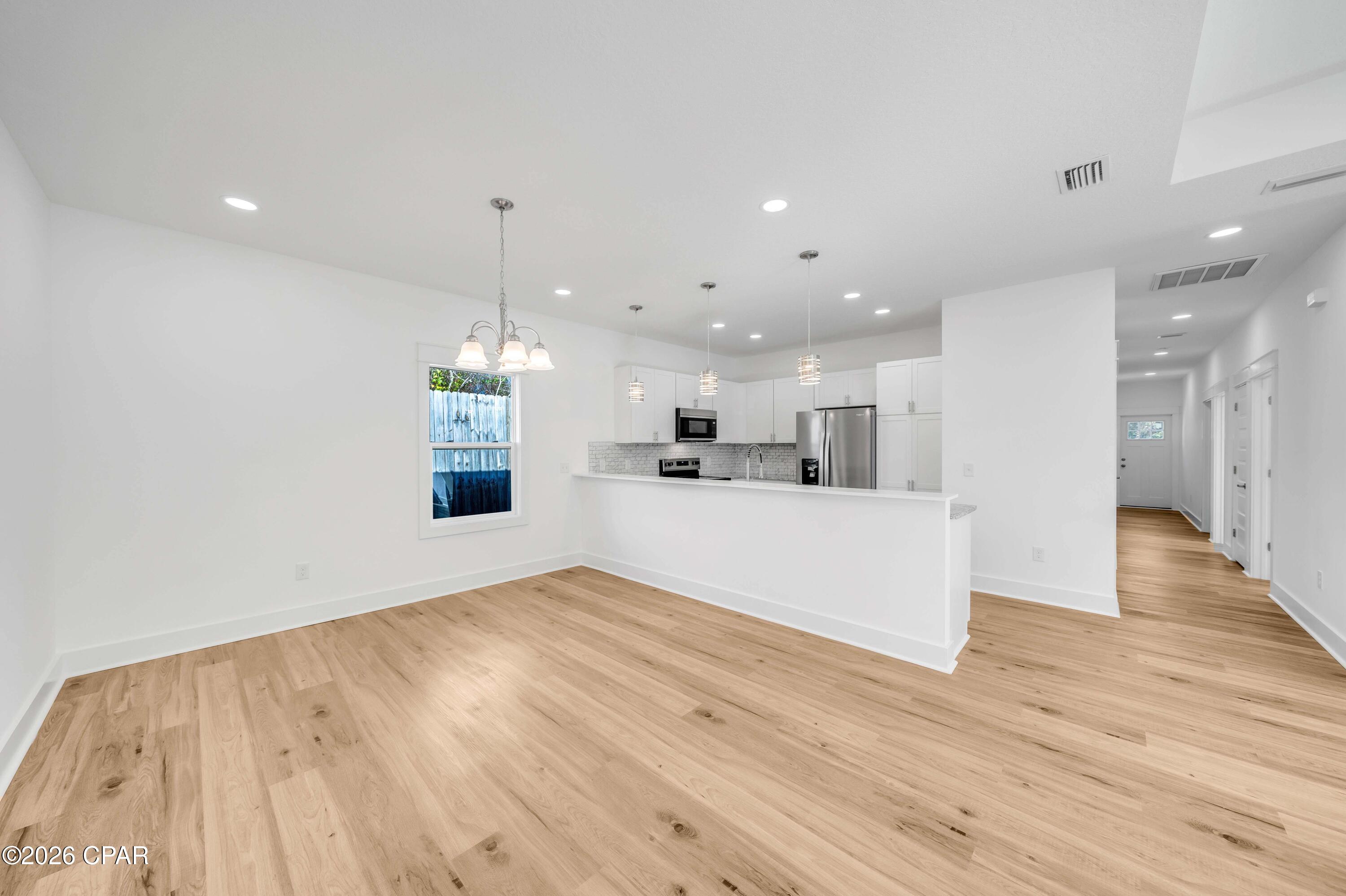 Image 11 For 150 Bayou Avenue