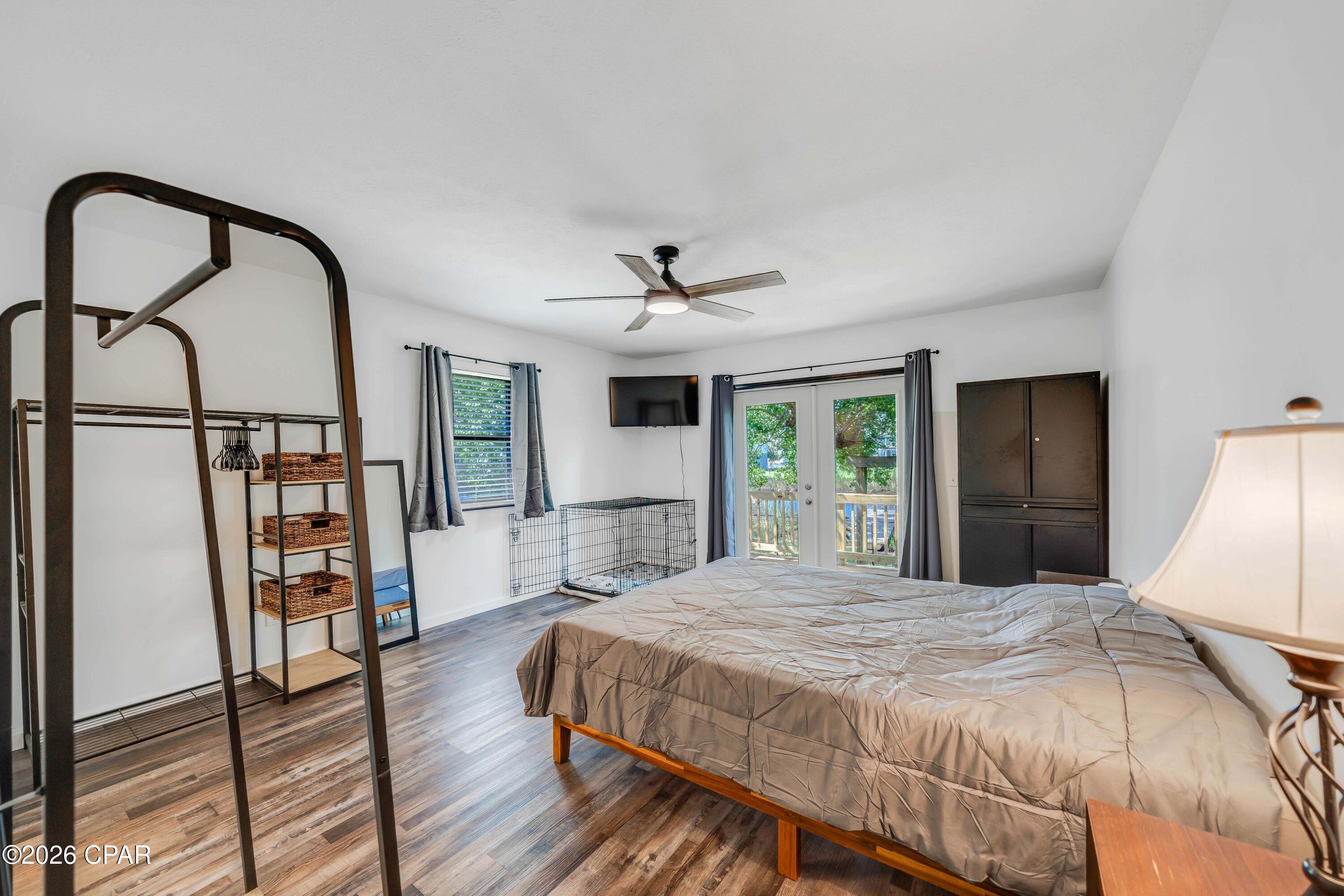 Image 23 For 2115 High Avenue