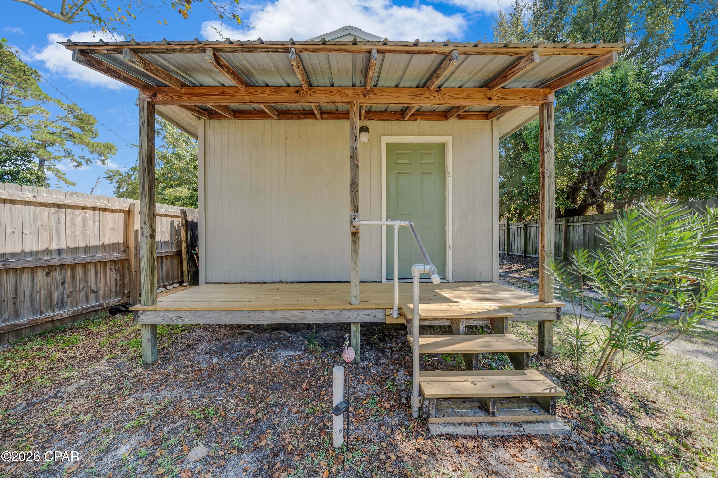 Image 31 For 2115 High Avenue